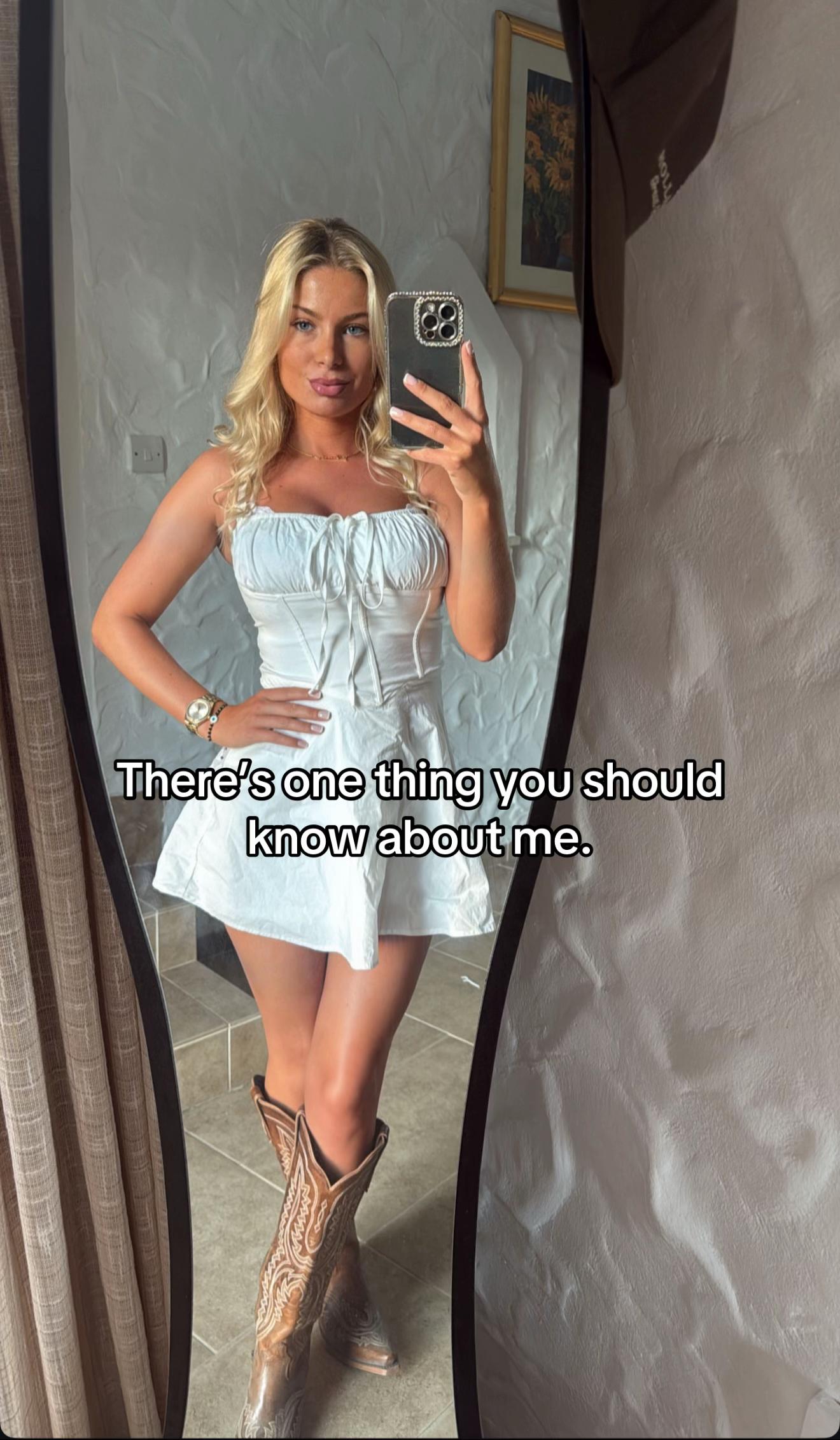 @thatyoungblonde