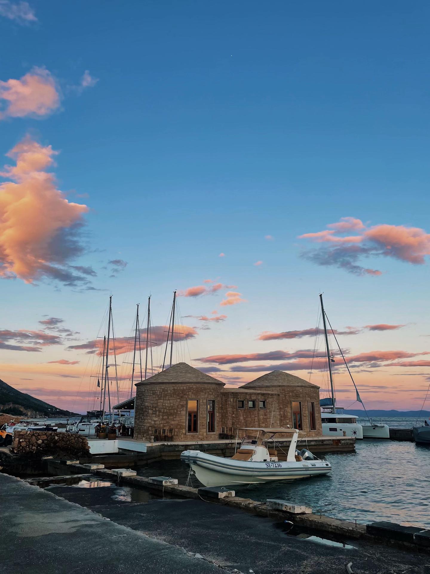 @moresailing