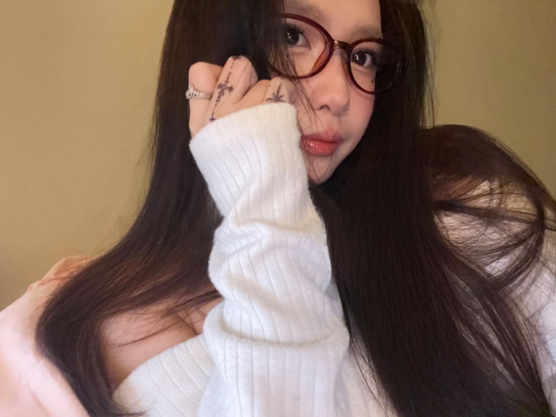 @cỳ