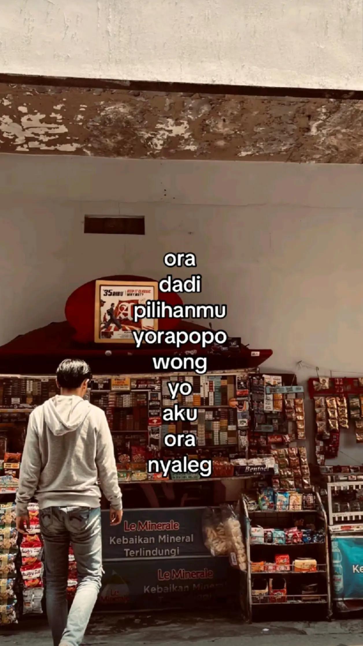 @𝘈𝘴𝘬𝘩𝘢𝘣𝘣𝘣👾