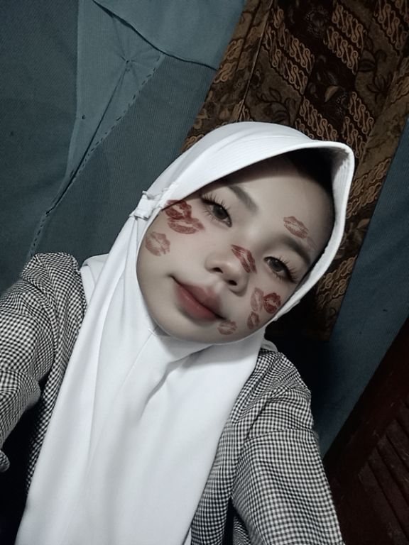 @amnah &hearts;️ ....i s.n