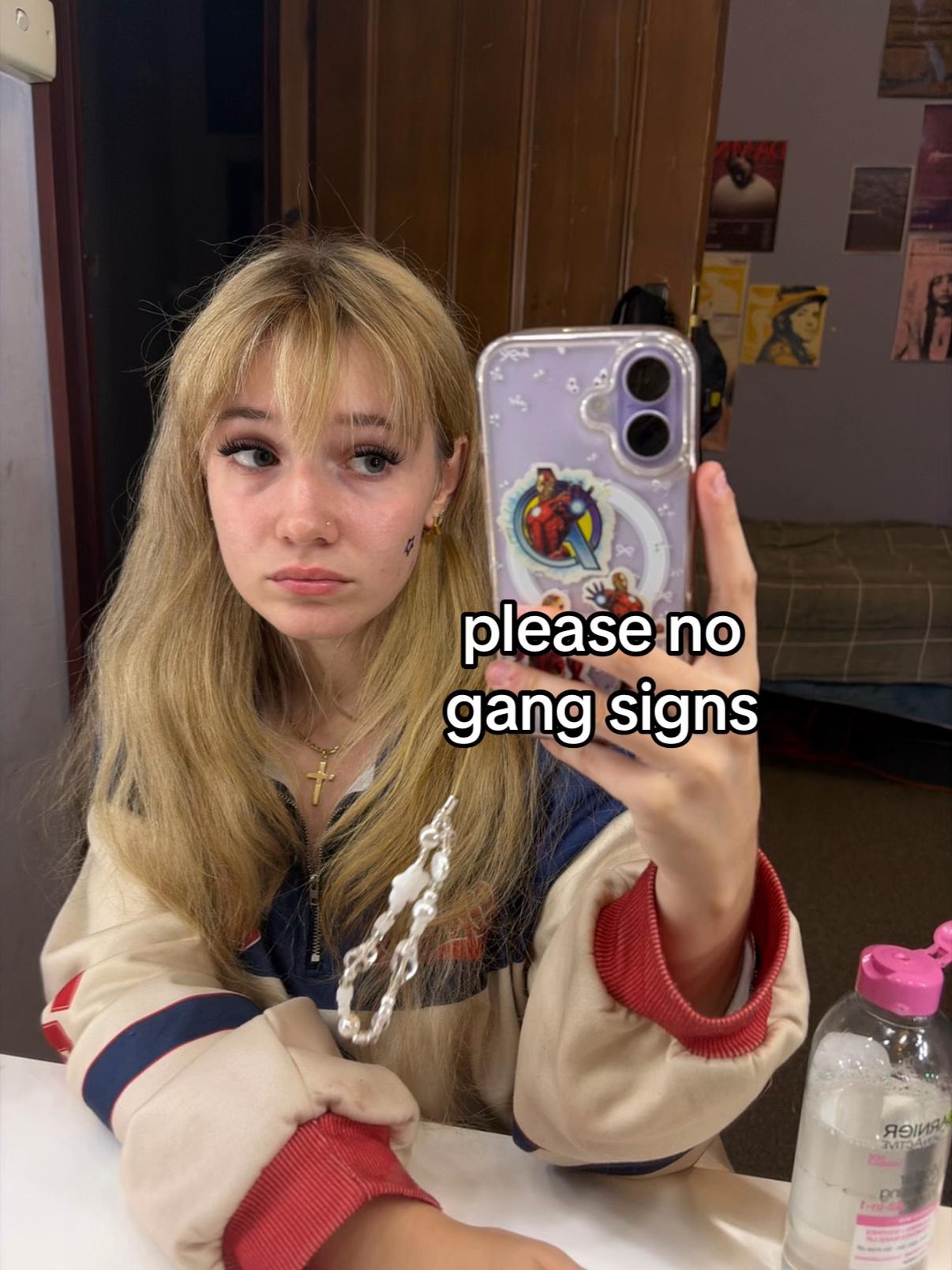 @โ linds โ