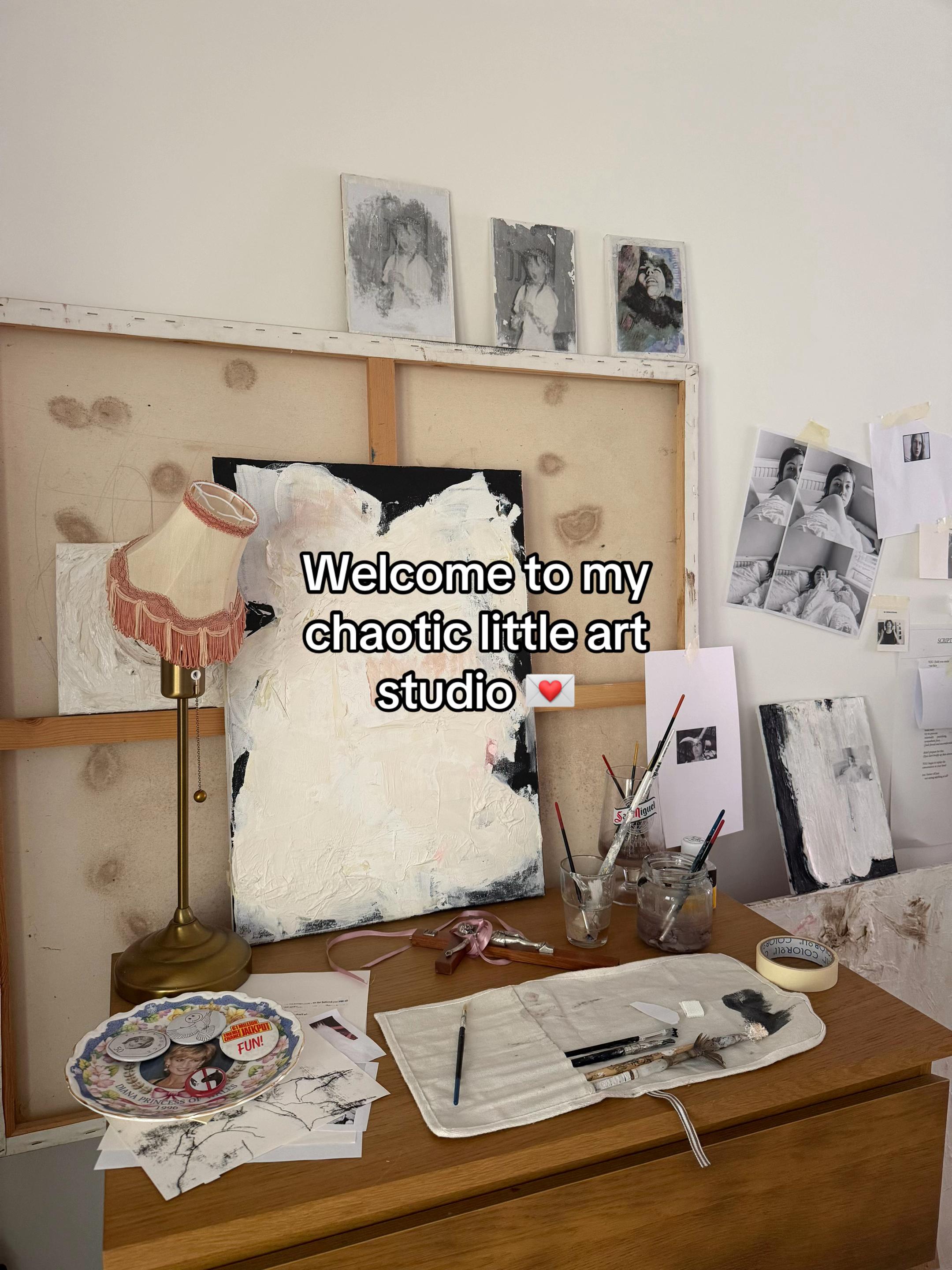 @Lucy Evans | Artist