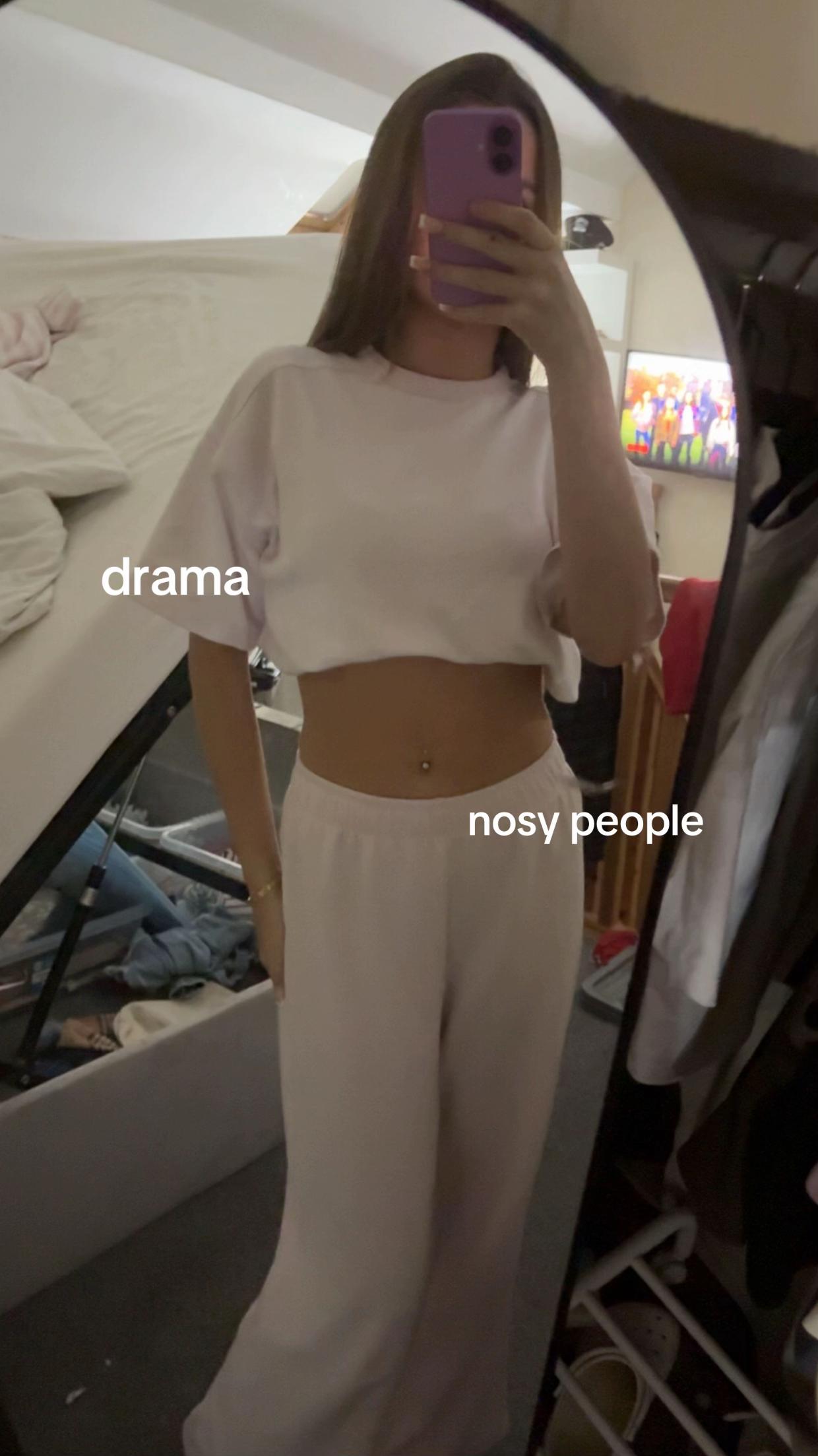 @e