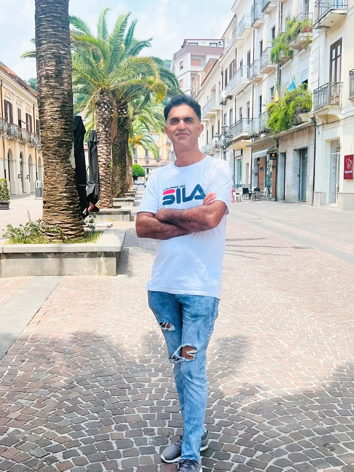 @Akmal Shahzad🇮🇹