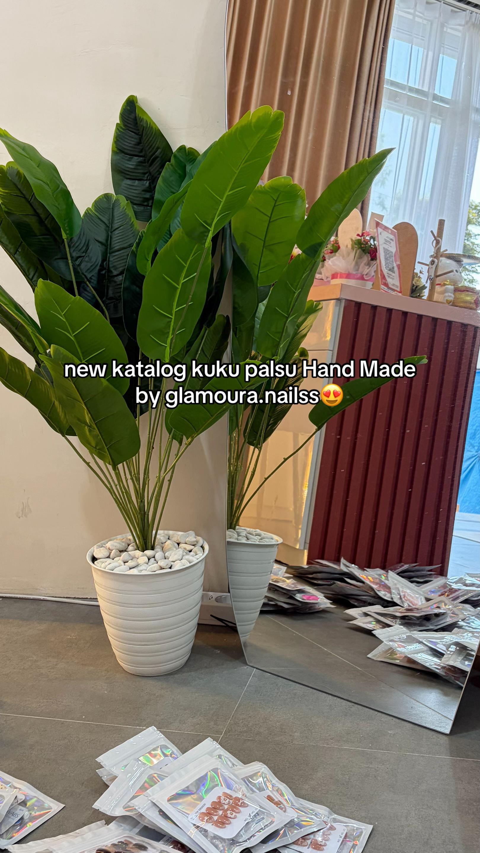 @glamoura.nailss