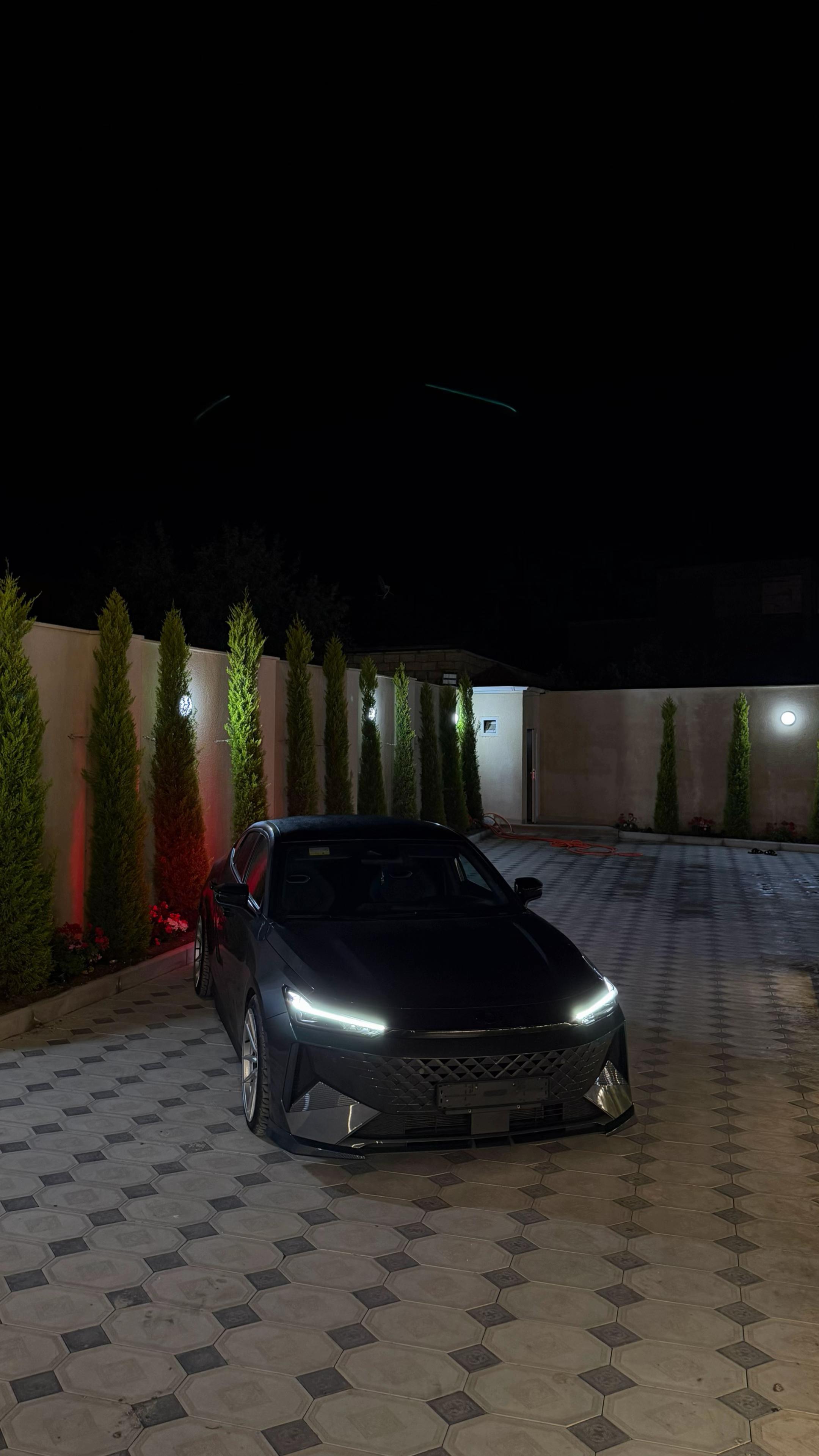 @𝑩𝒂𝒓𝒌𝒉