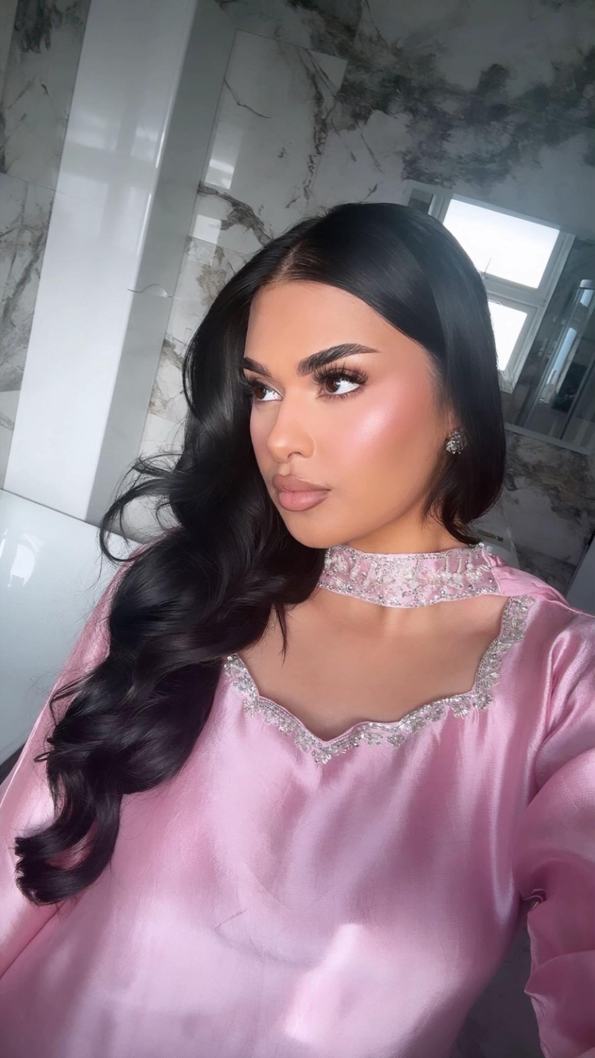 @Ayema1