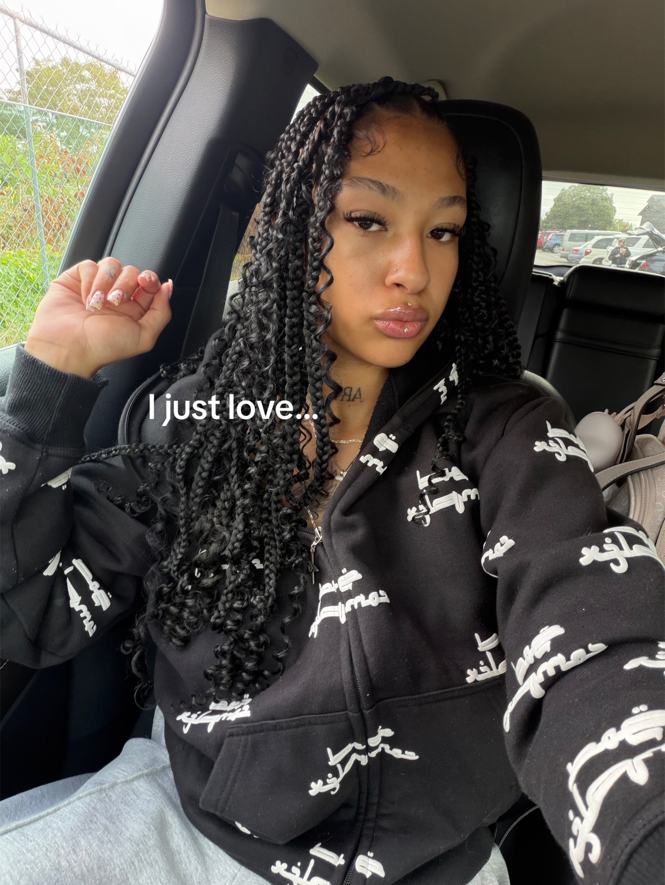 @Girlsl0veliyah