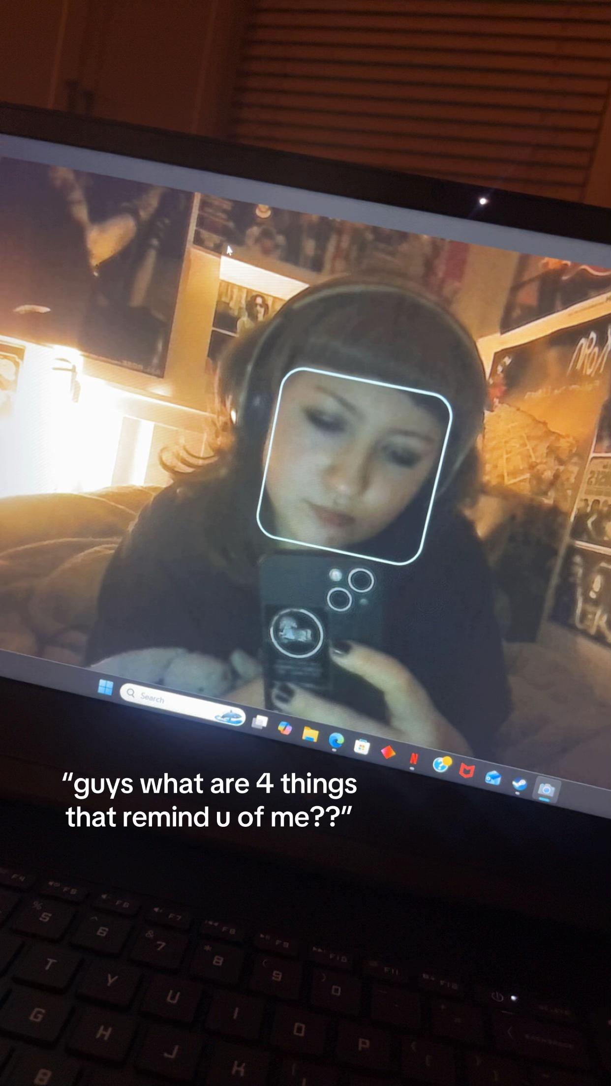 @𝔭𝔬𝔭𝔭𝔶