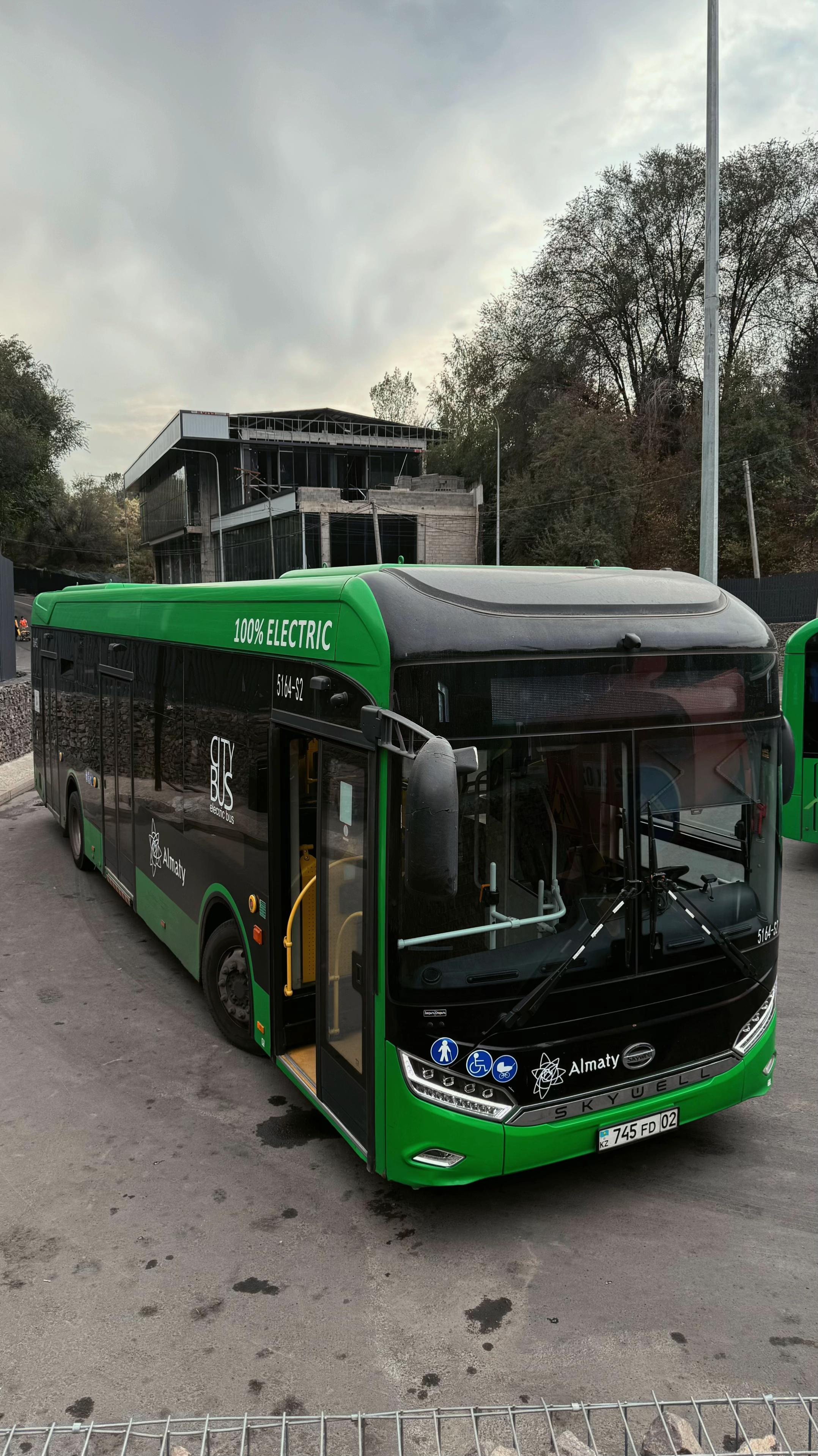 @𝔞𝔩𝔱𝔦_𝔟𝔲𝔰𝔰𝔢𝔰☑️