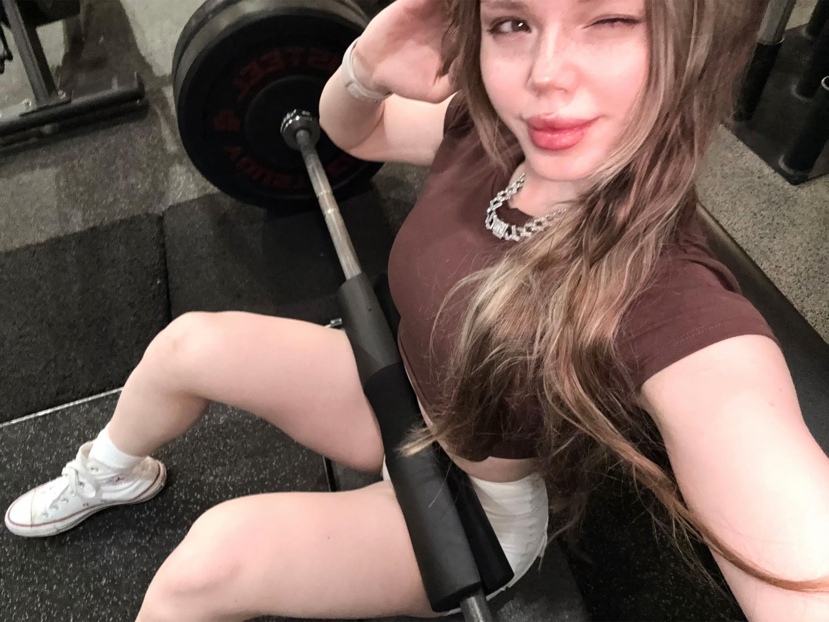 @user46907373592