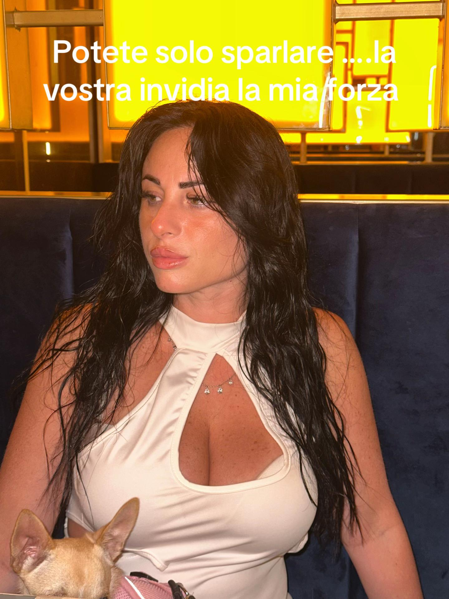@🖤Valentina_esposito24🖤