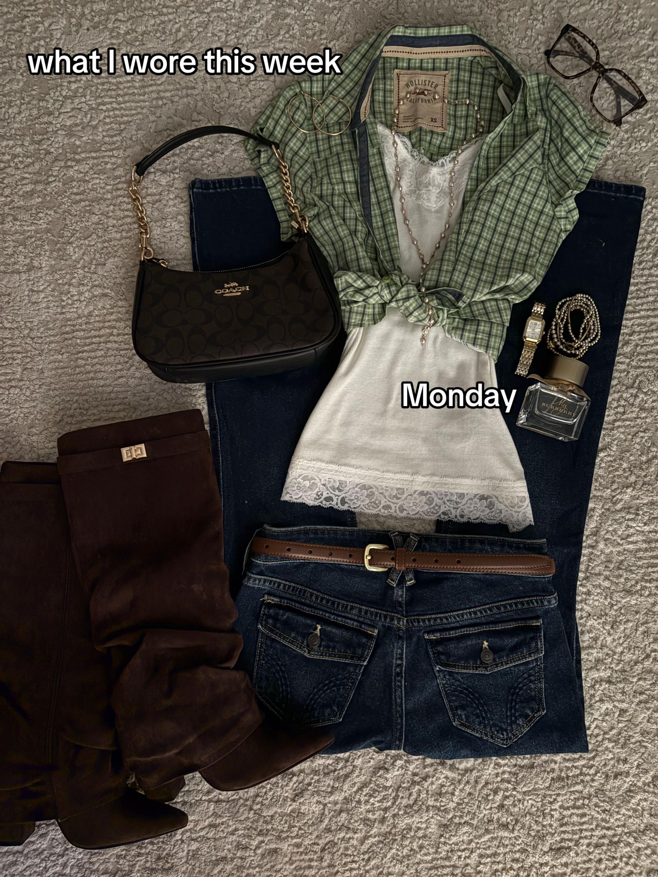 @⋆˚࿔ 𝐚𝐛𝐛𝐲 ᥫ᭡ 💋ྀིྀིྀ