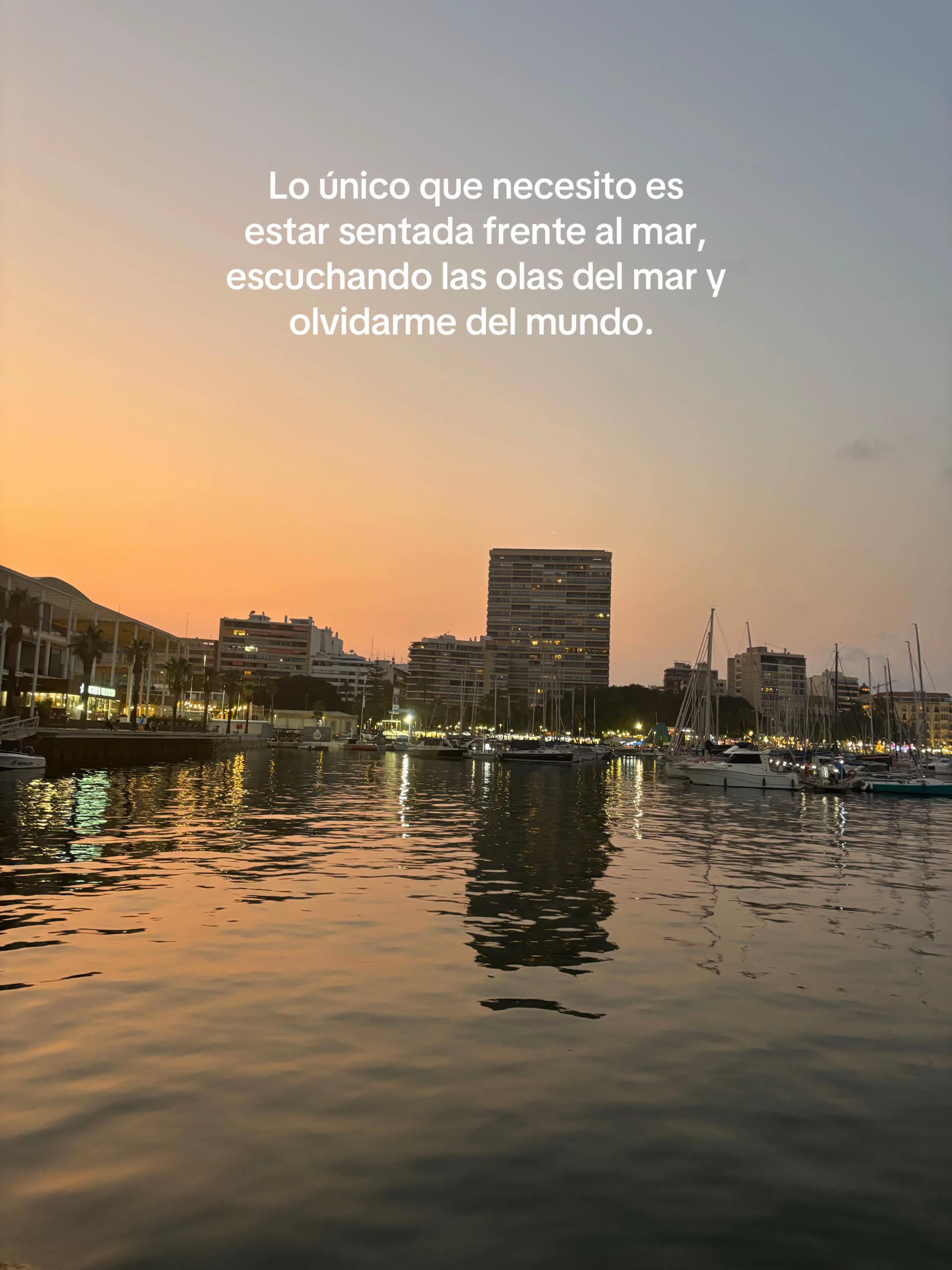 @Mar&iacute;a Casas