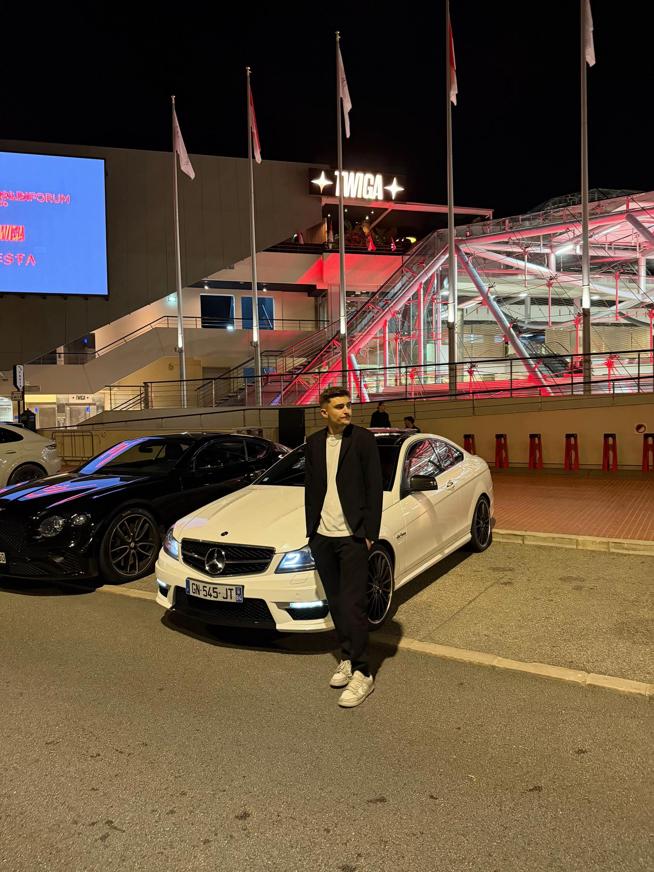 @Tom 🏎️