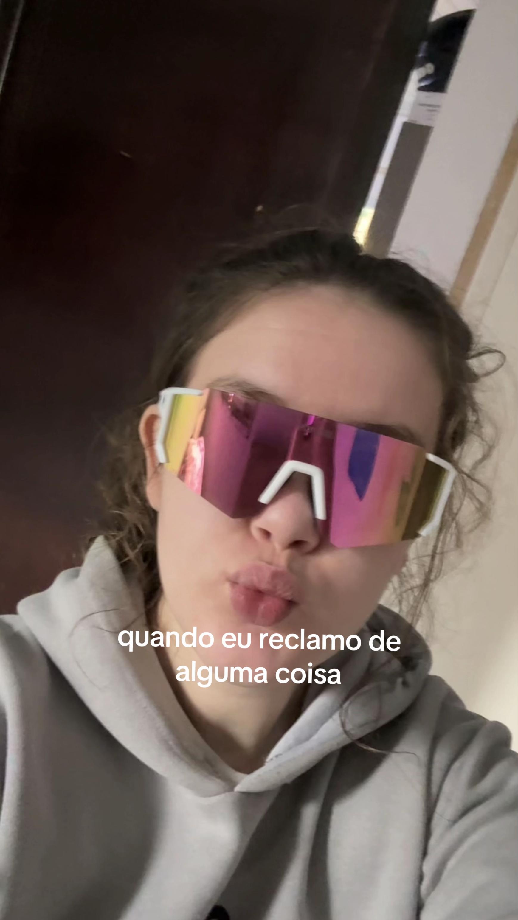 @DEBORA