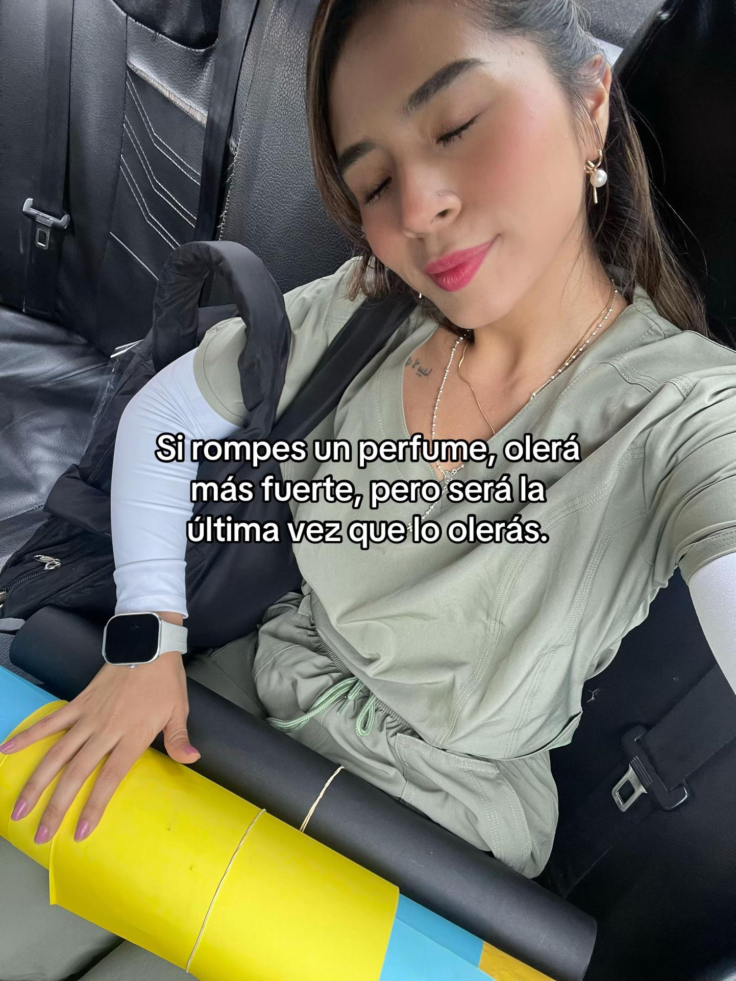 @Caroline Alexandra flores 🦦