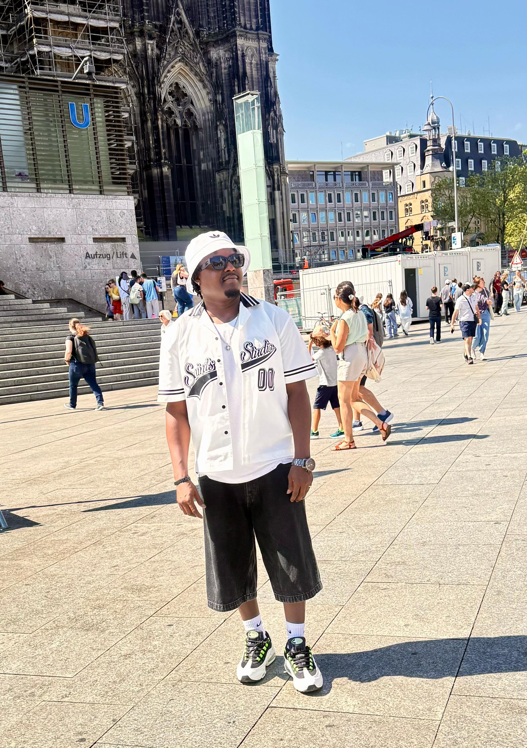 @Michaelebony🇪🇺