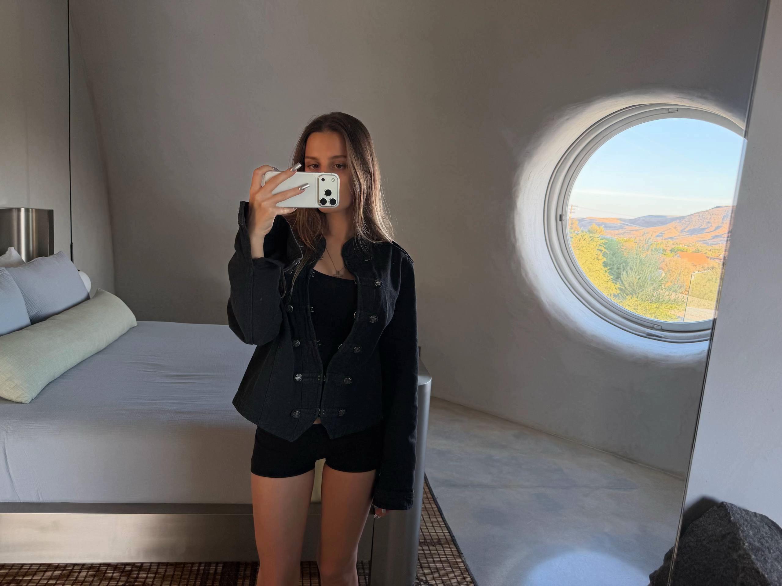 @милвикс