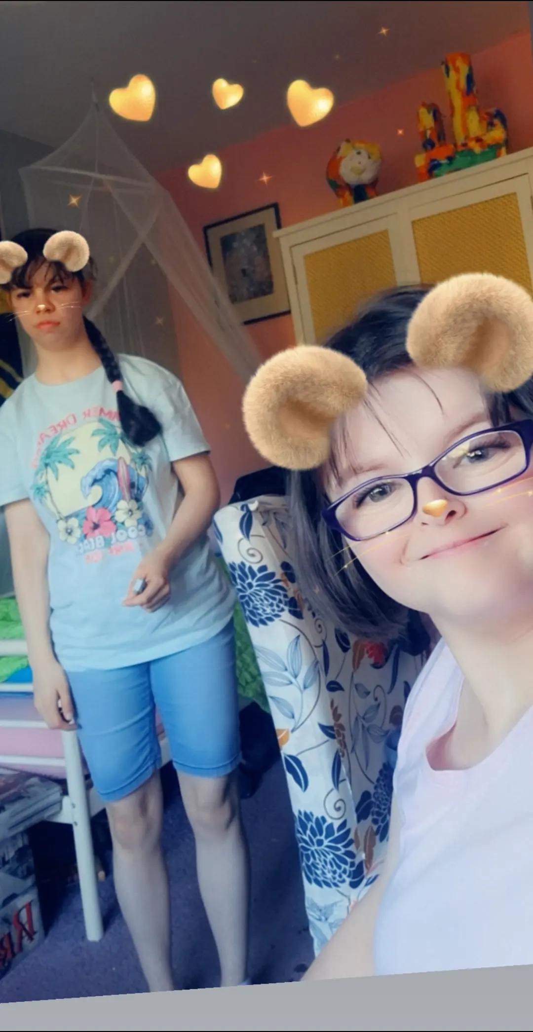 @sabrinaartist0