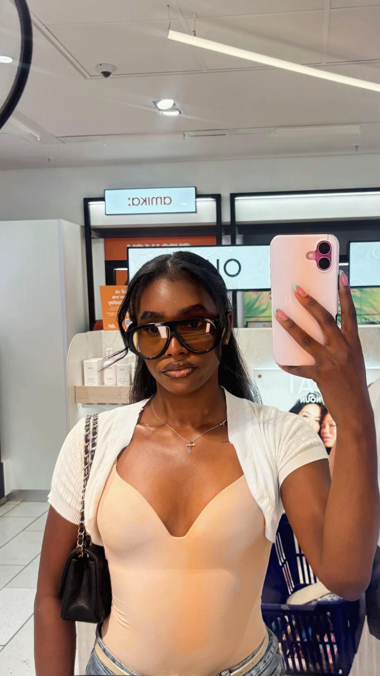 @simplysavii