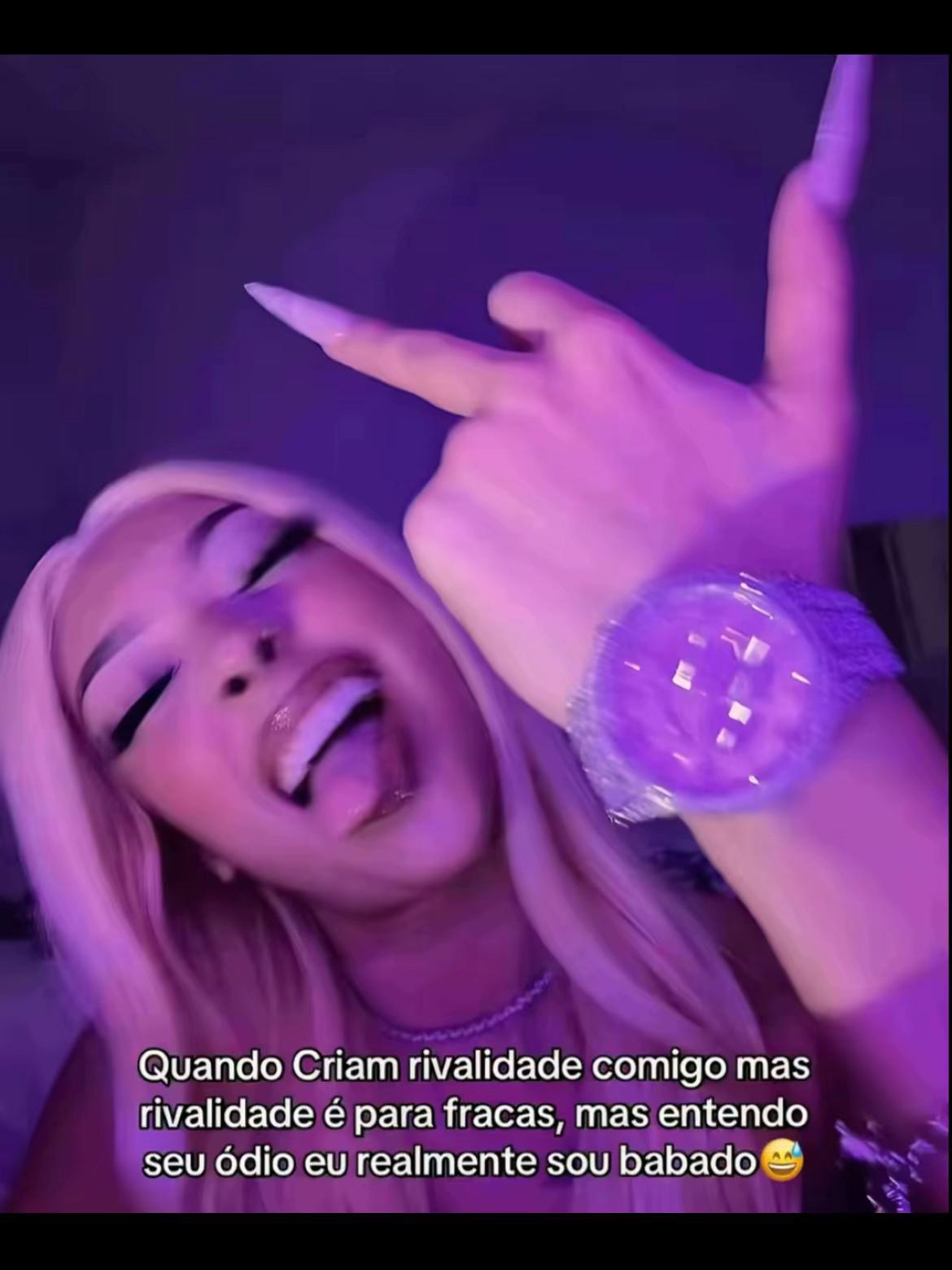 @vii