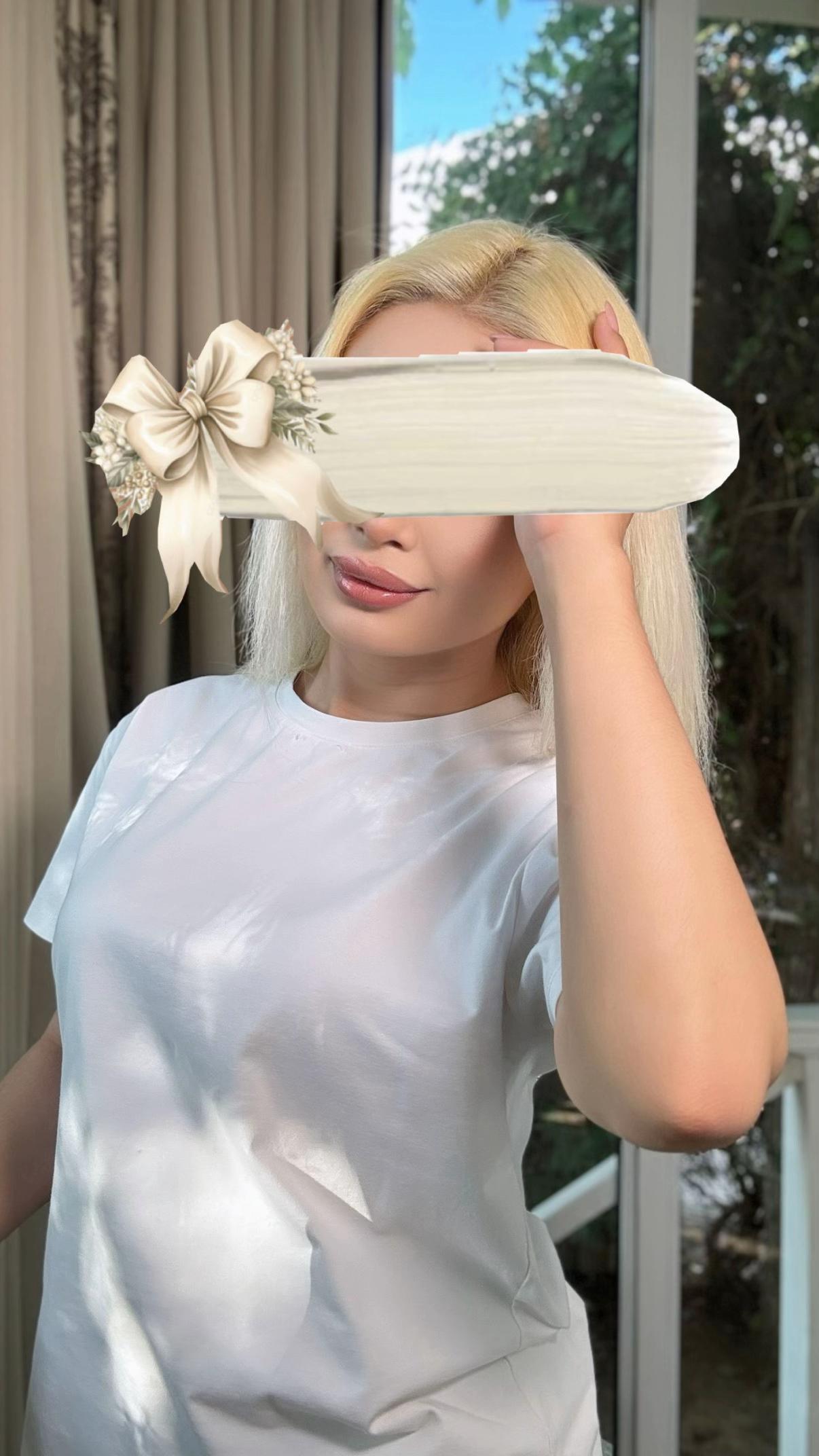 @Dior