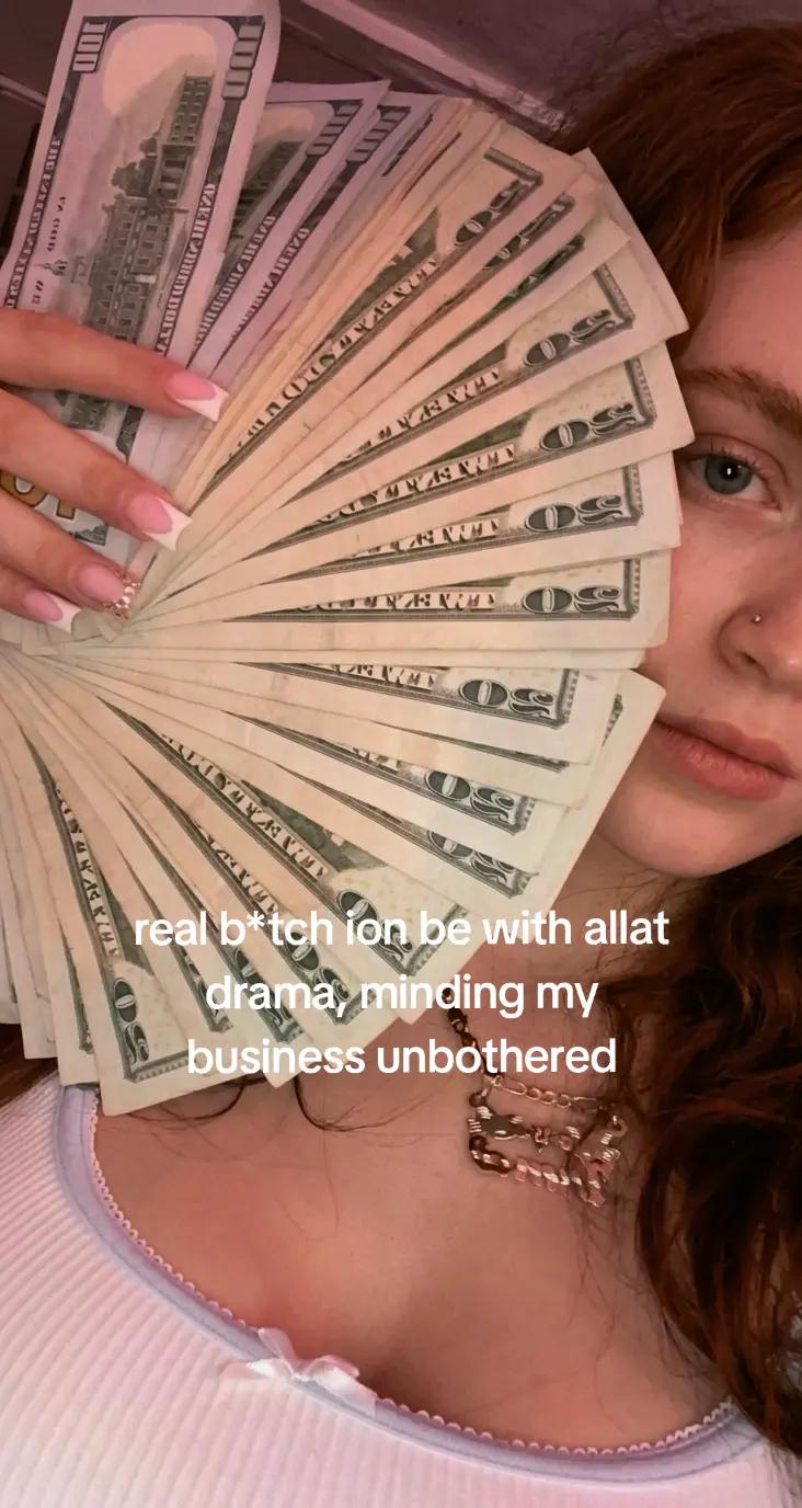 @DreamCelebs ✨️