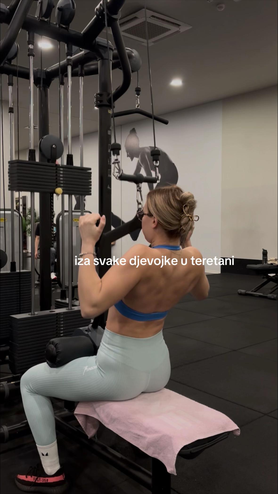 @𝙰𝙽𝙰𝙼𝙰𝚁𝙸𝙹𝙰