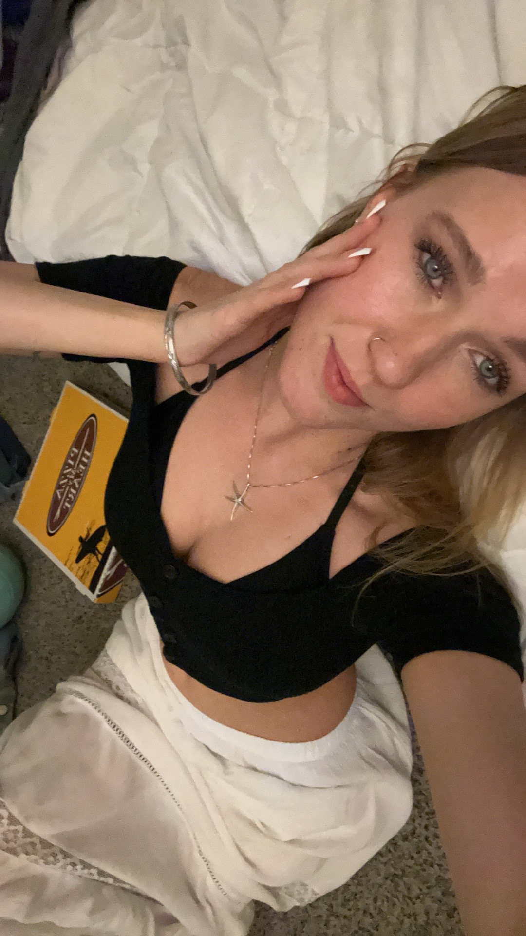 @🧿