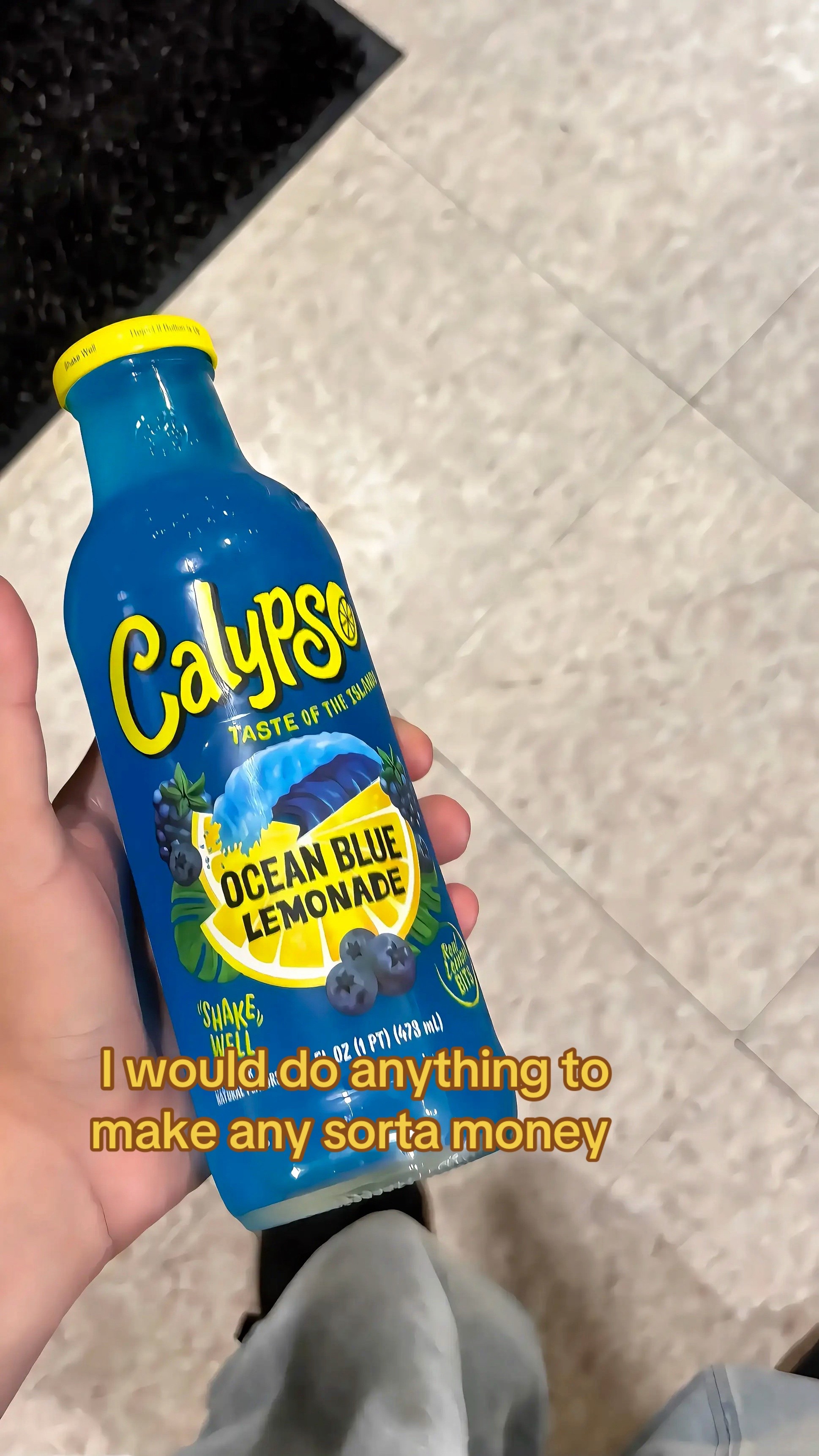@⃟
