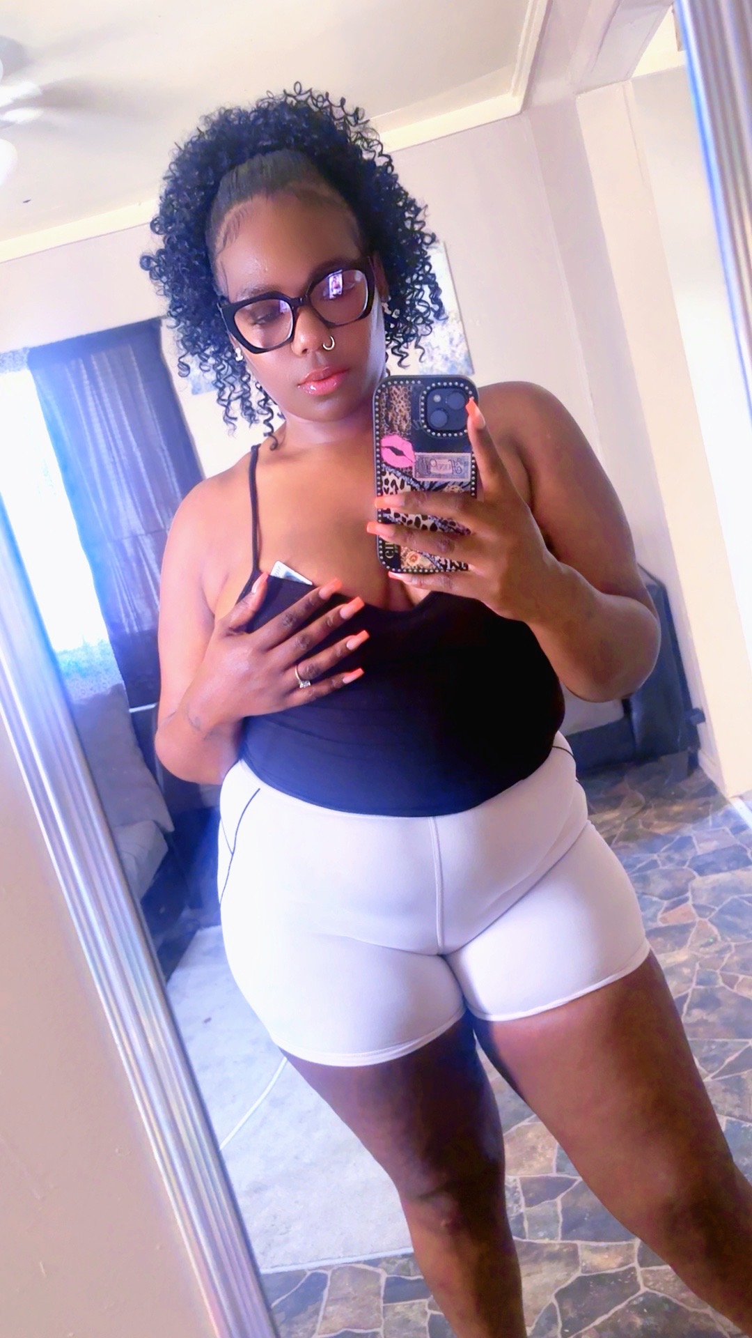 @eshathickasskae