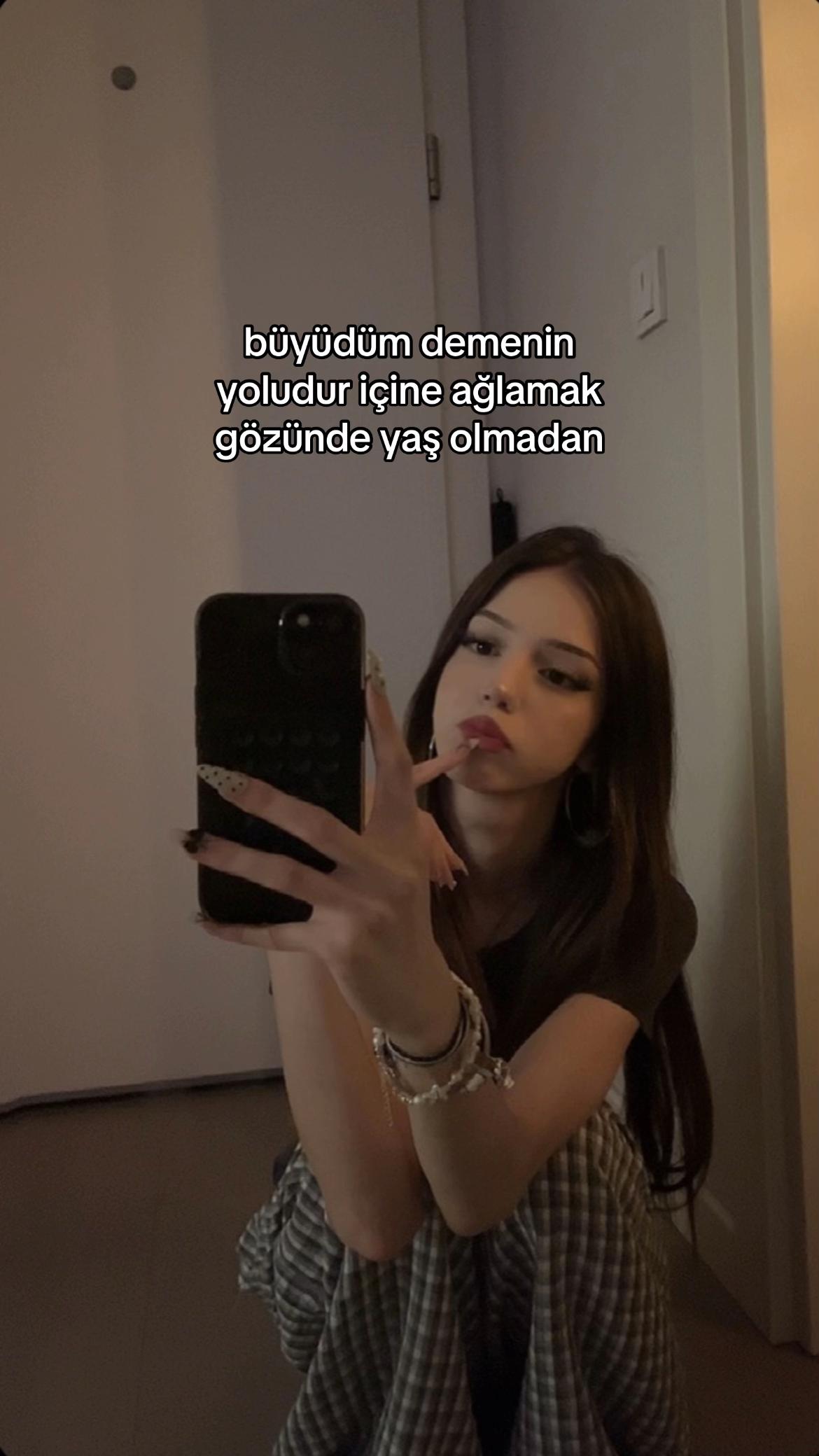 @𝓔𝓴𝓲𝓷