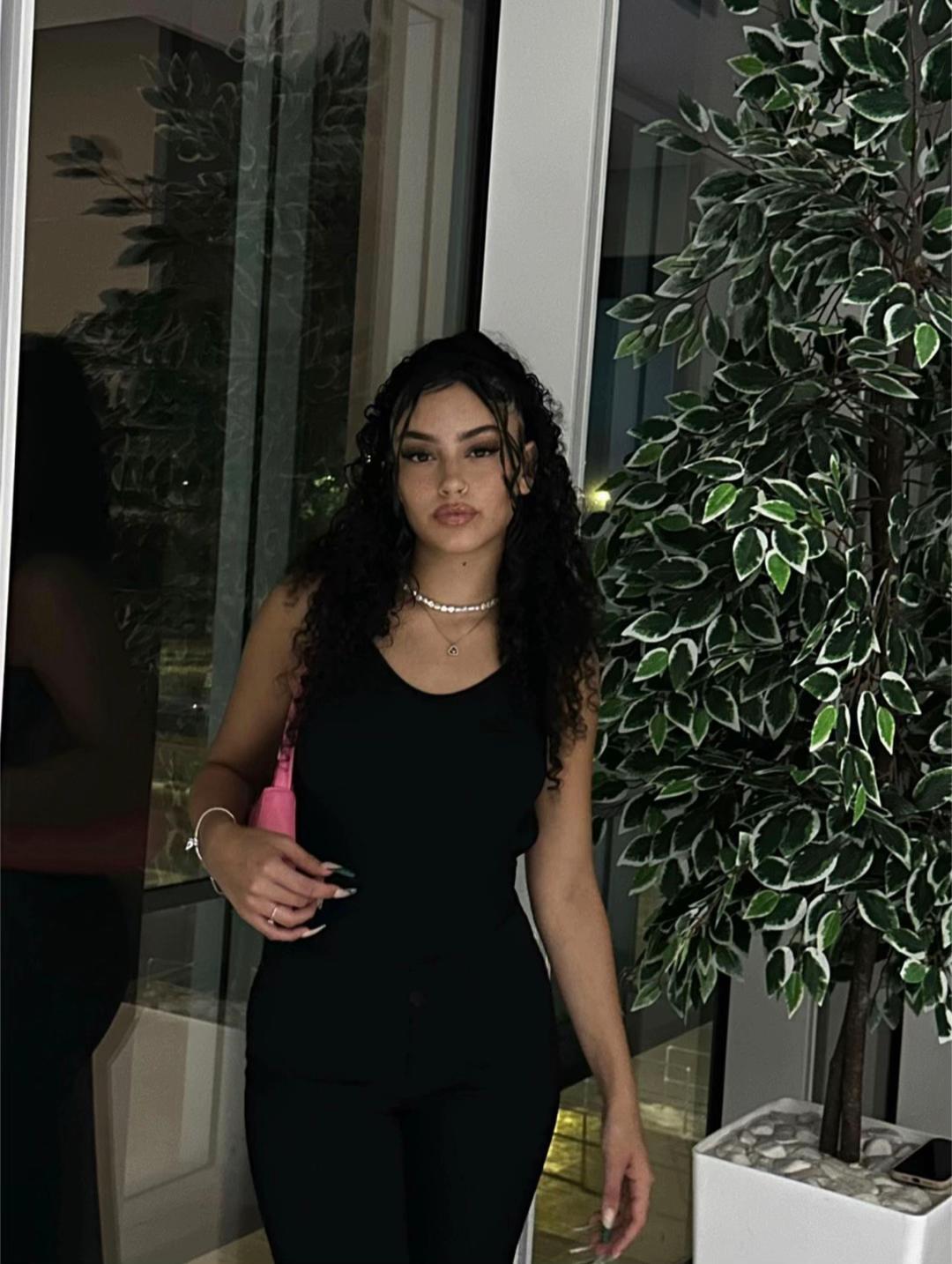 @המלכה הדס