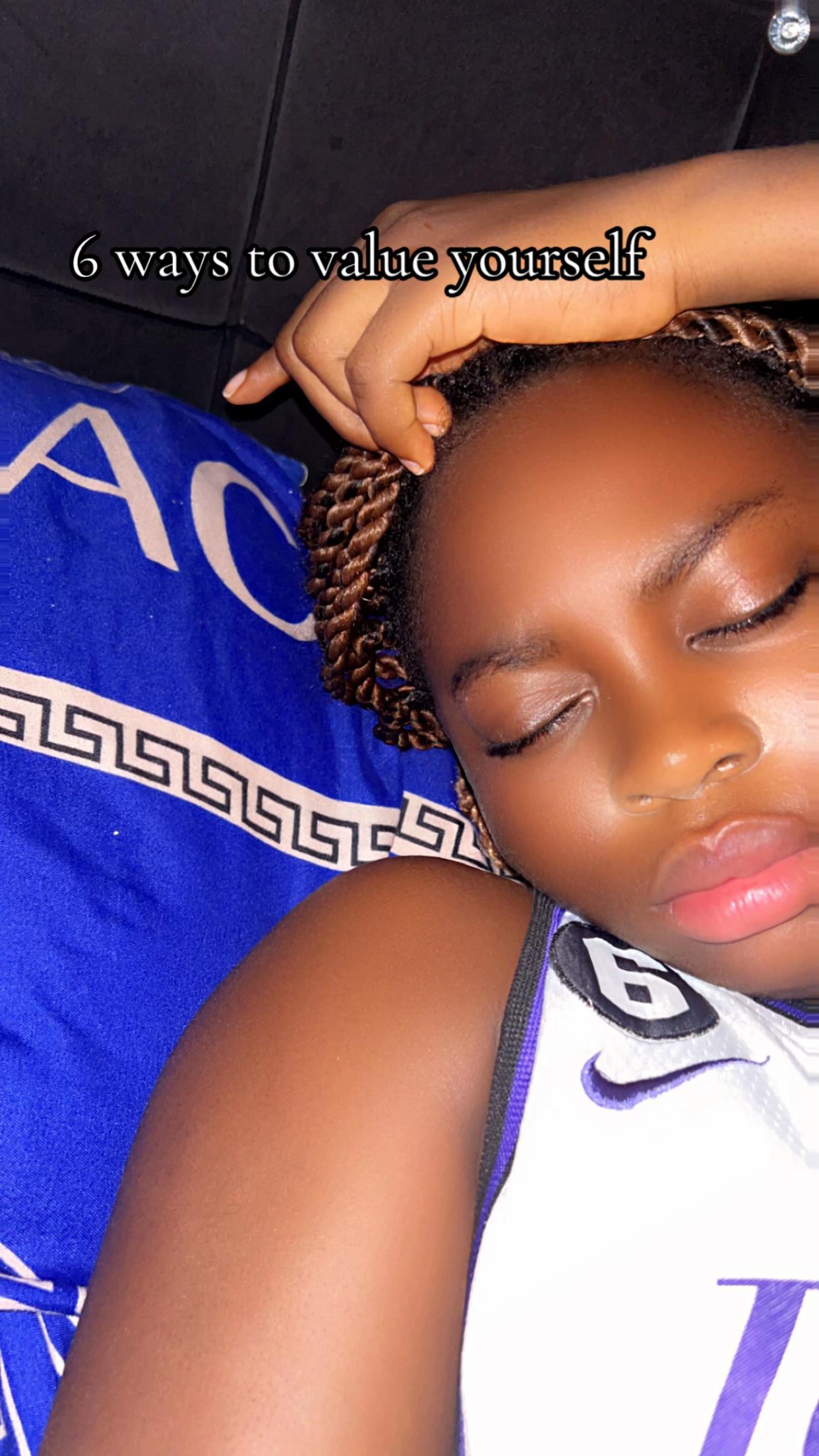 @<<melanin💜>>