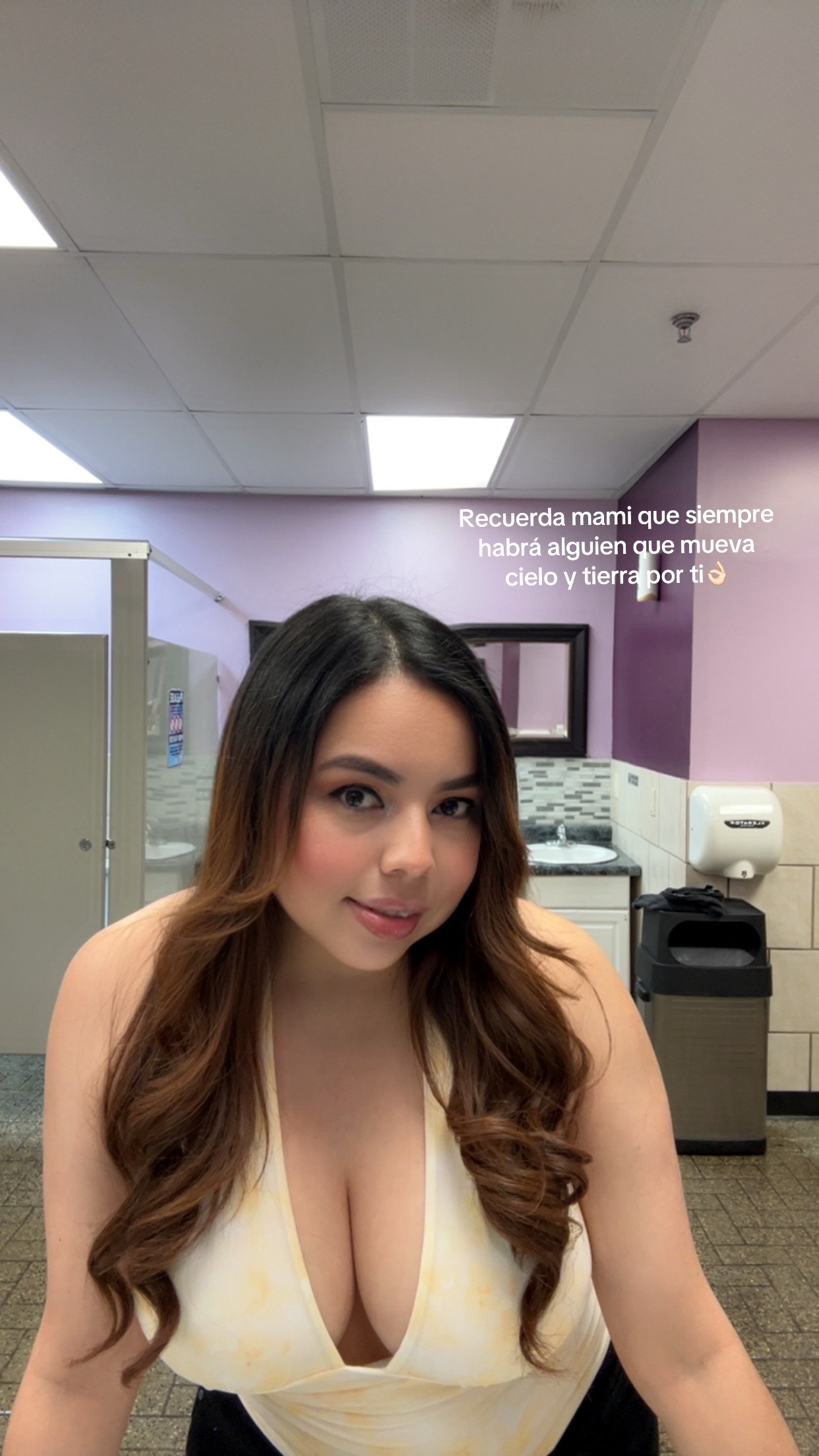 @EmaCh🇭🇳🎀