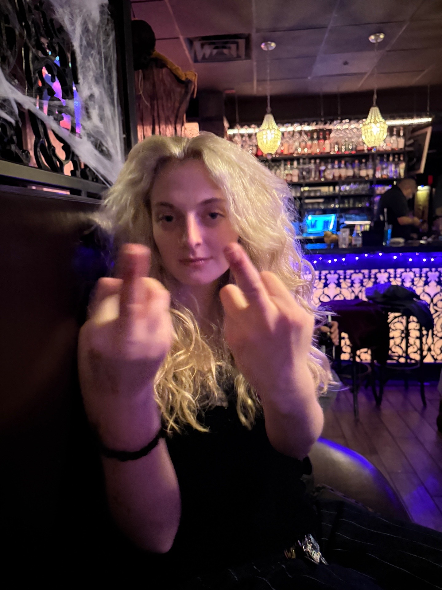 @ella