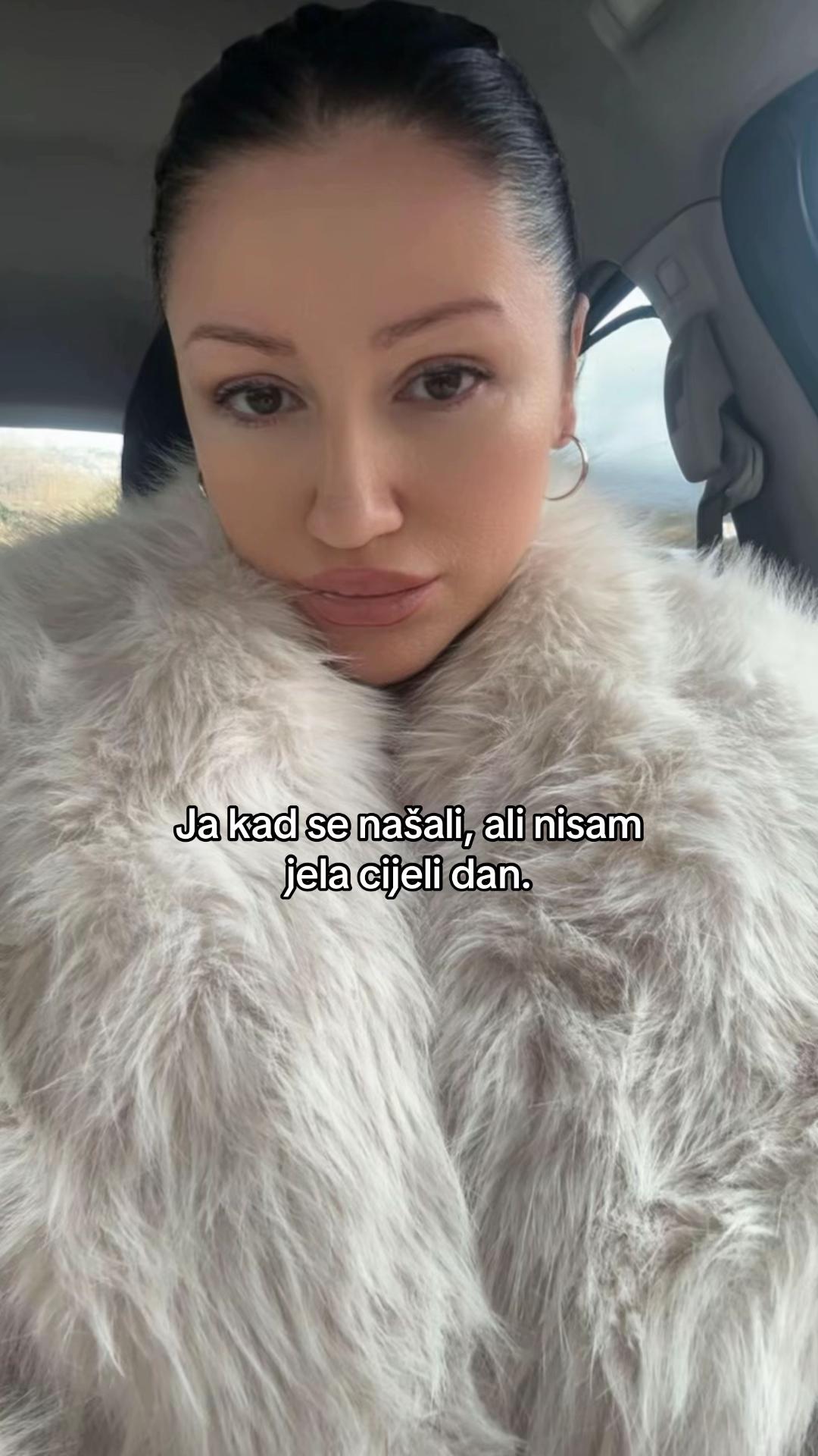 @sajroni