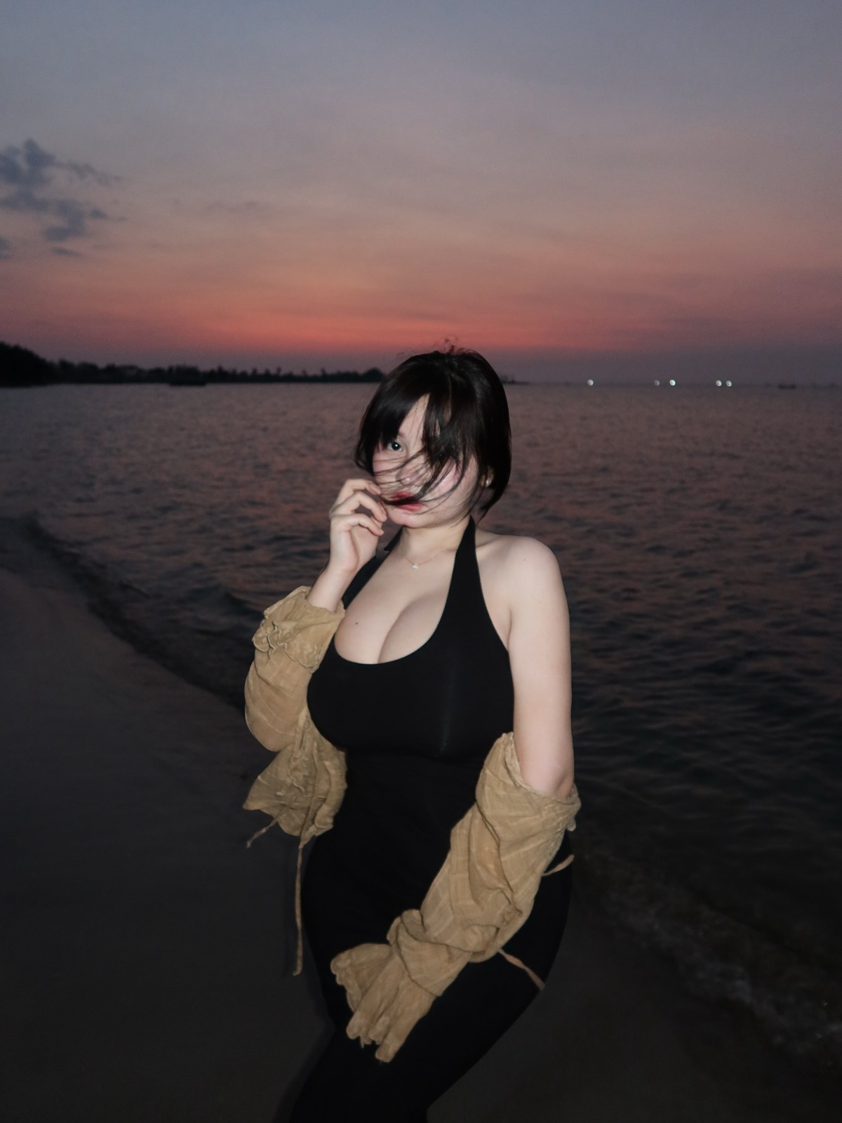 @calmetokyo