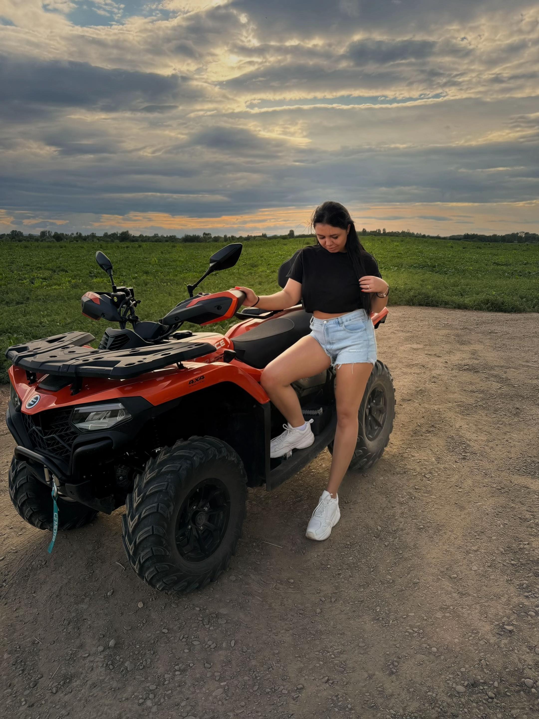 @𝐀𝐧𝐝𝐫𝐞𝐞𝐚