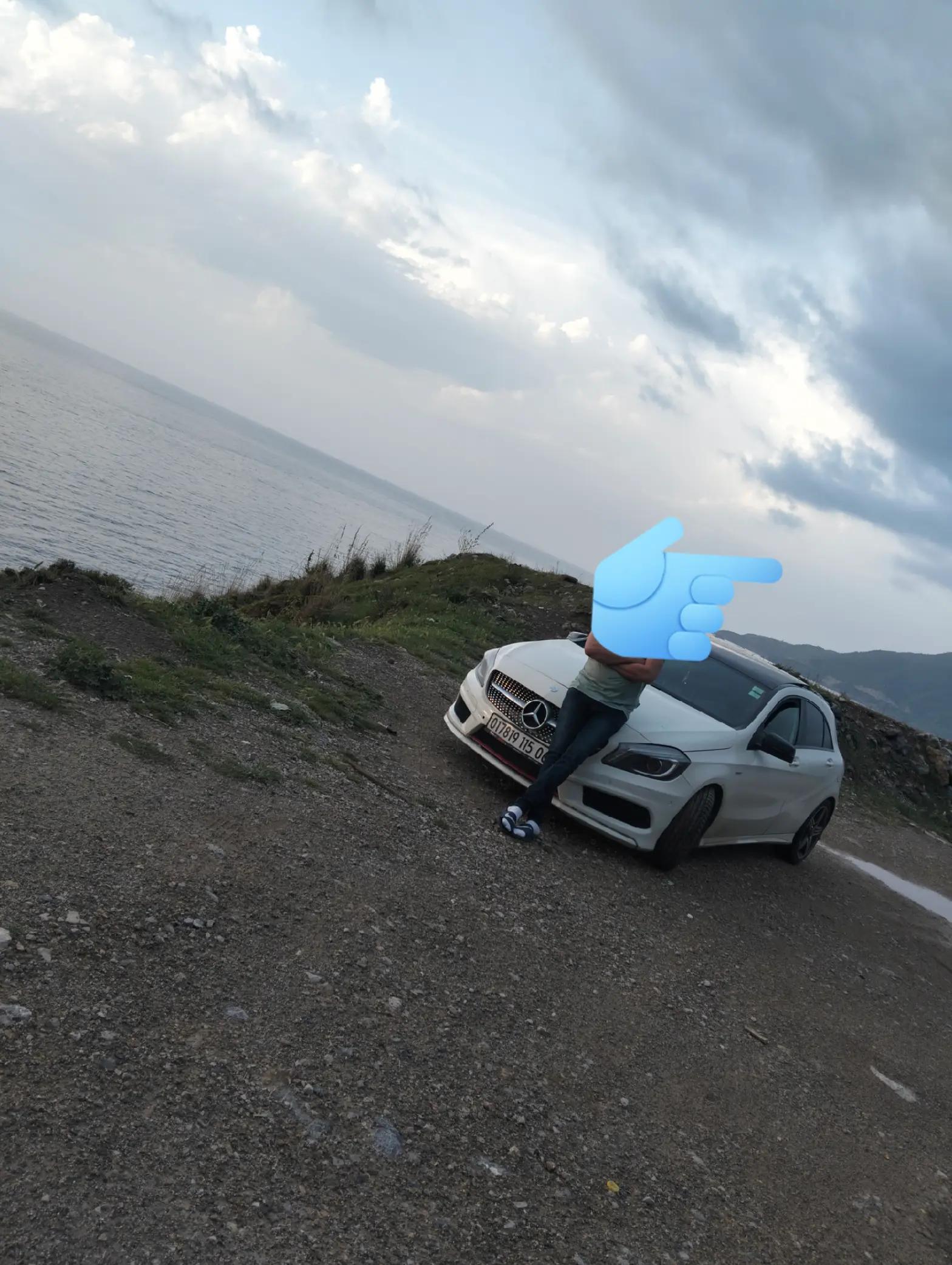 @laouchelahlou