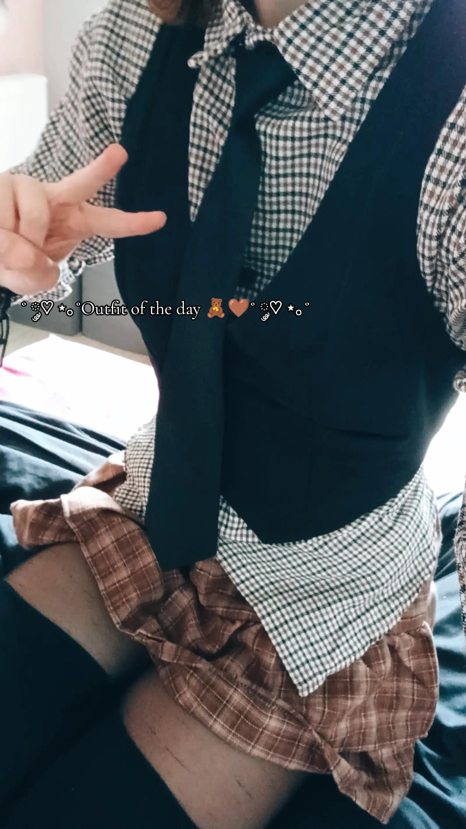 @๐๐ณ๏ธโง๏ธโ
.*โง๐๐๐ป๐ธ๐ทโง.*โ
โ๐