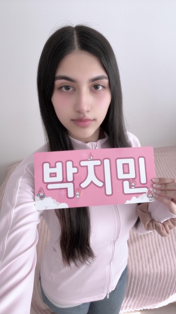 @⋆˚࿔ Sofia/소피아 𝜗𝜚˚⋆⁷
