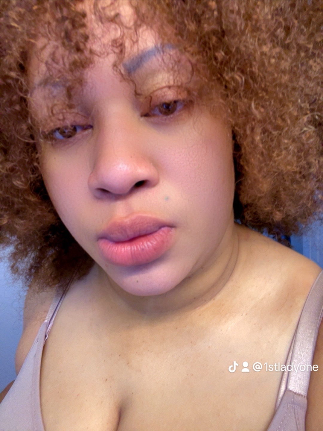 @1stladyone