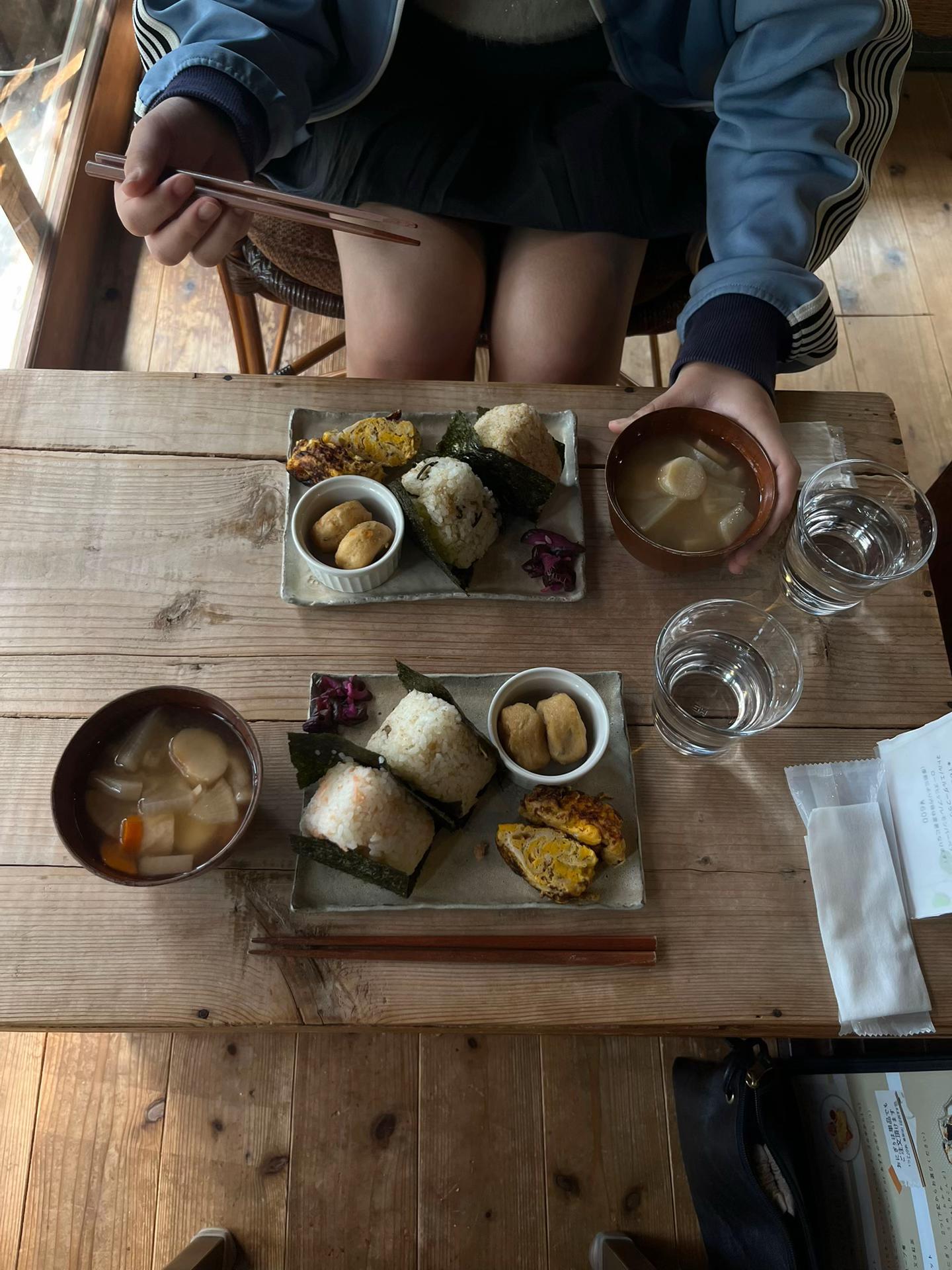 @おつき