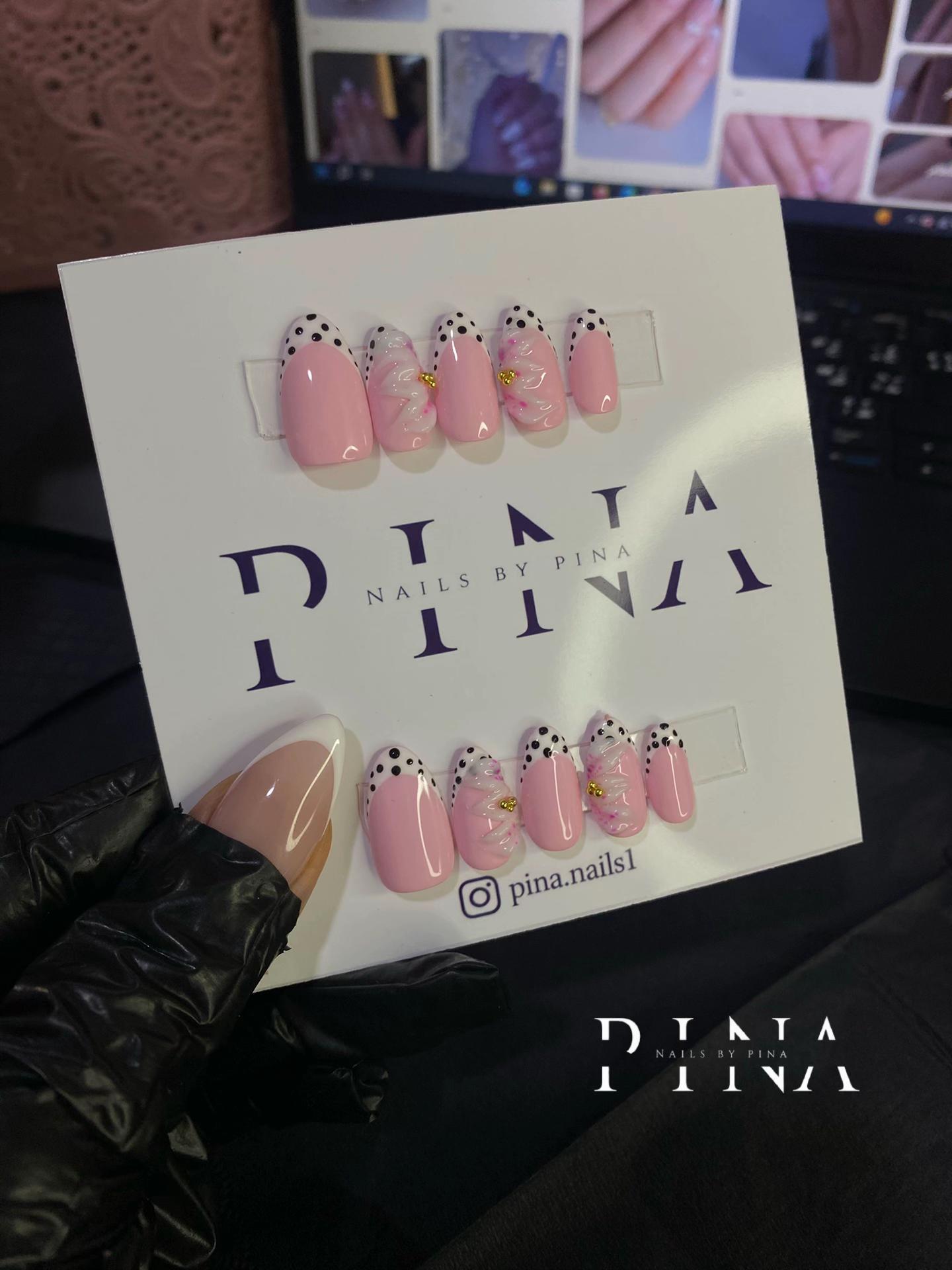@Pina.Nails