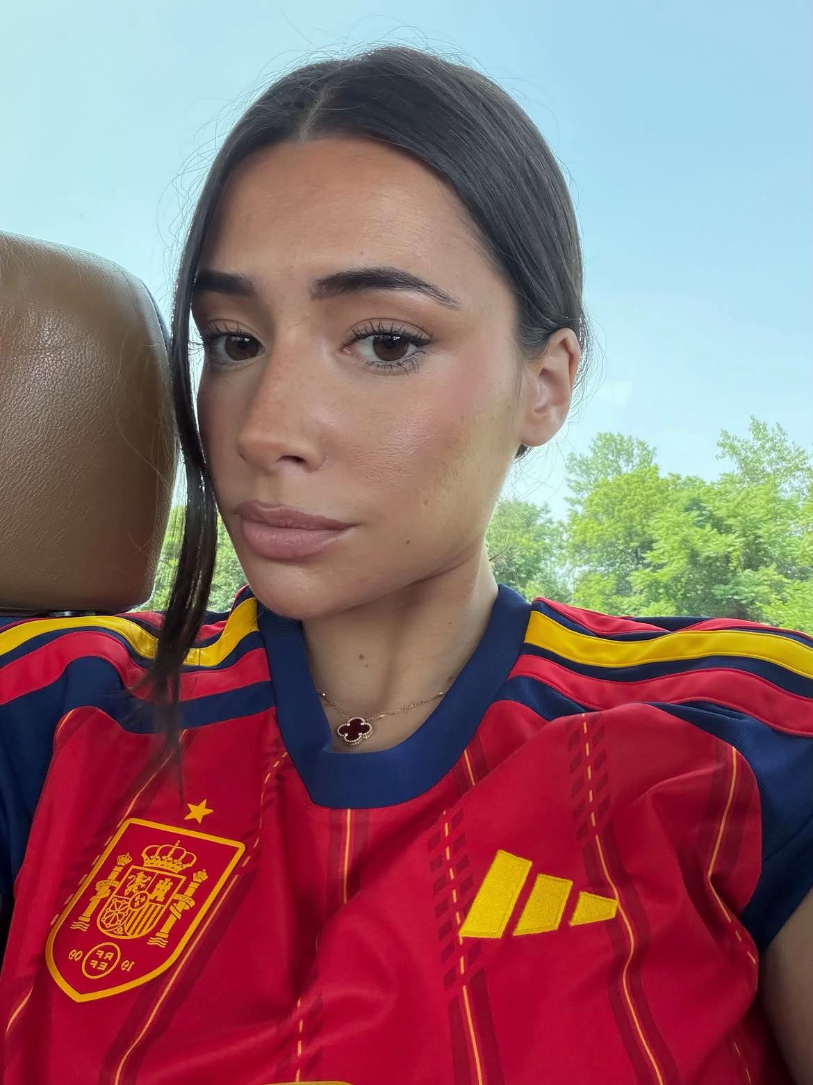 @Ana Pelayo