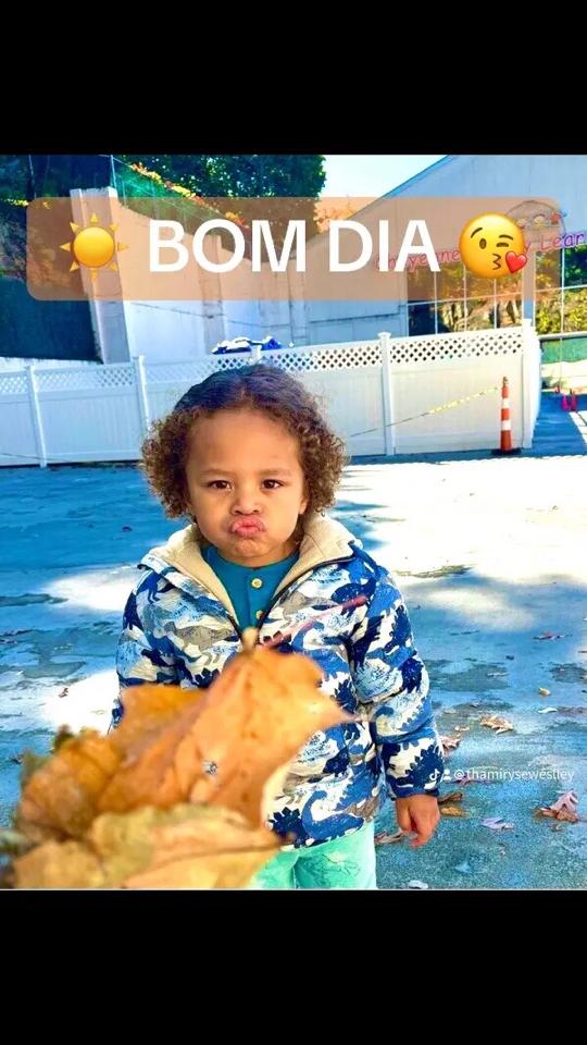 @Thamirys e Weslley