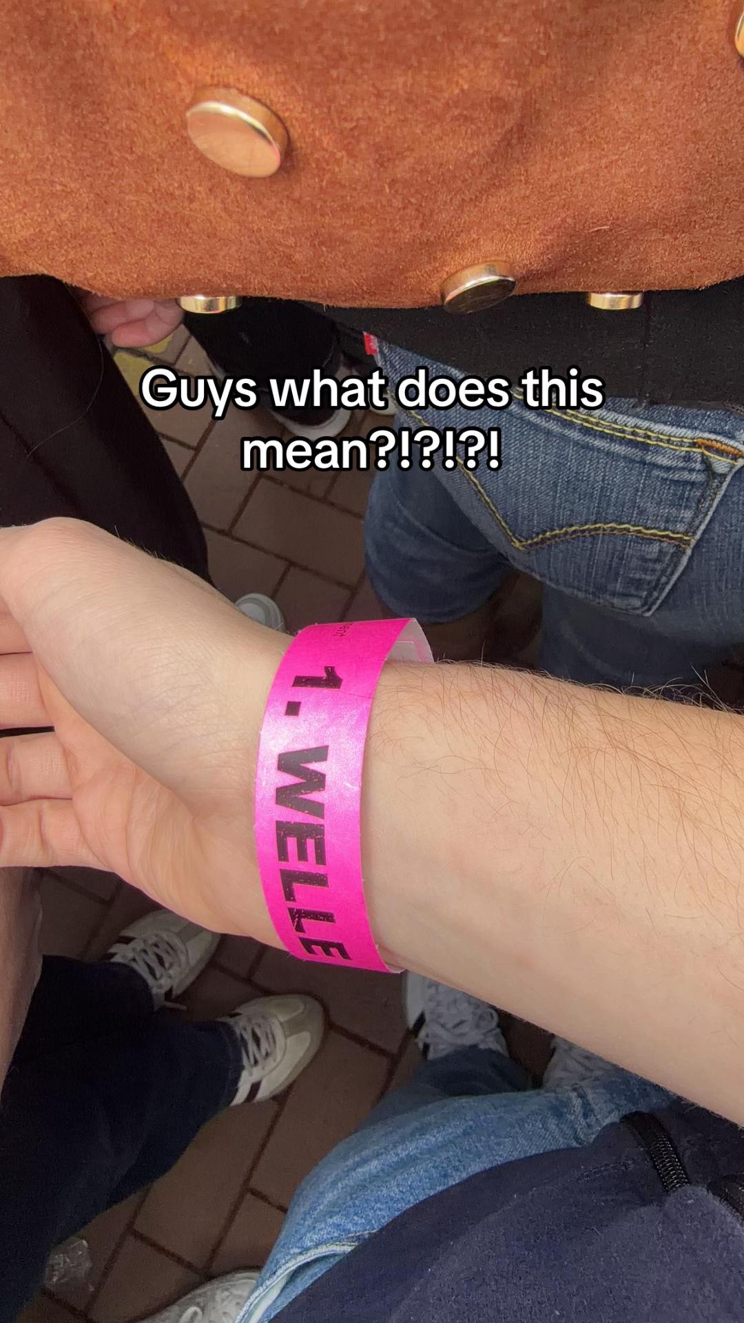 @Maximilian